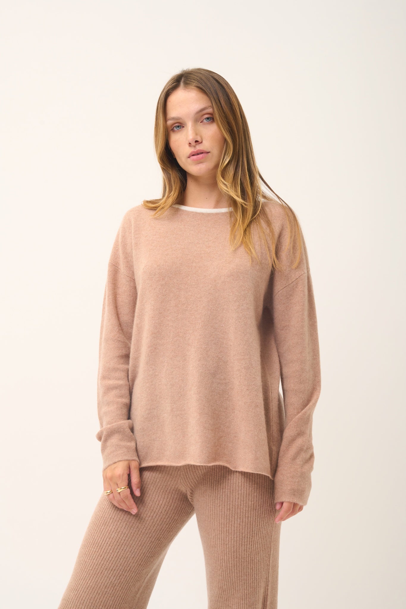 CLOLA pull col rond camel chiné