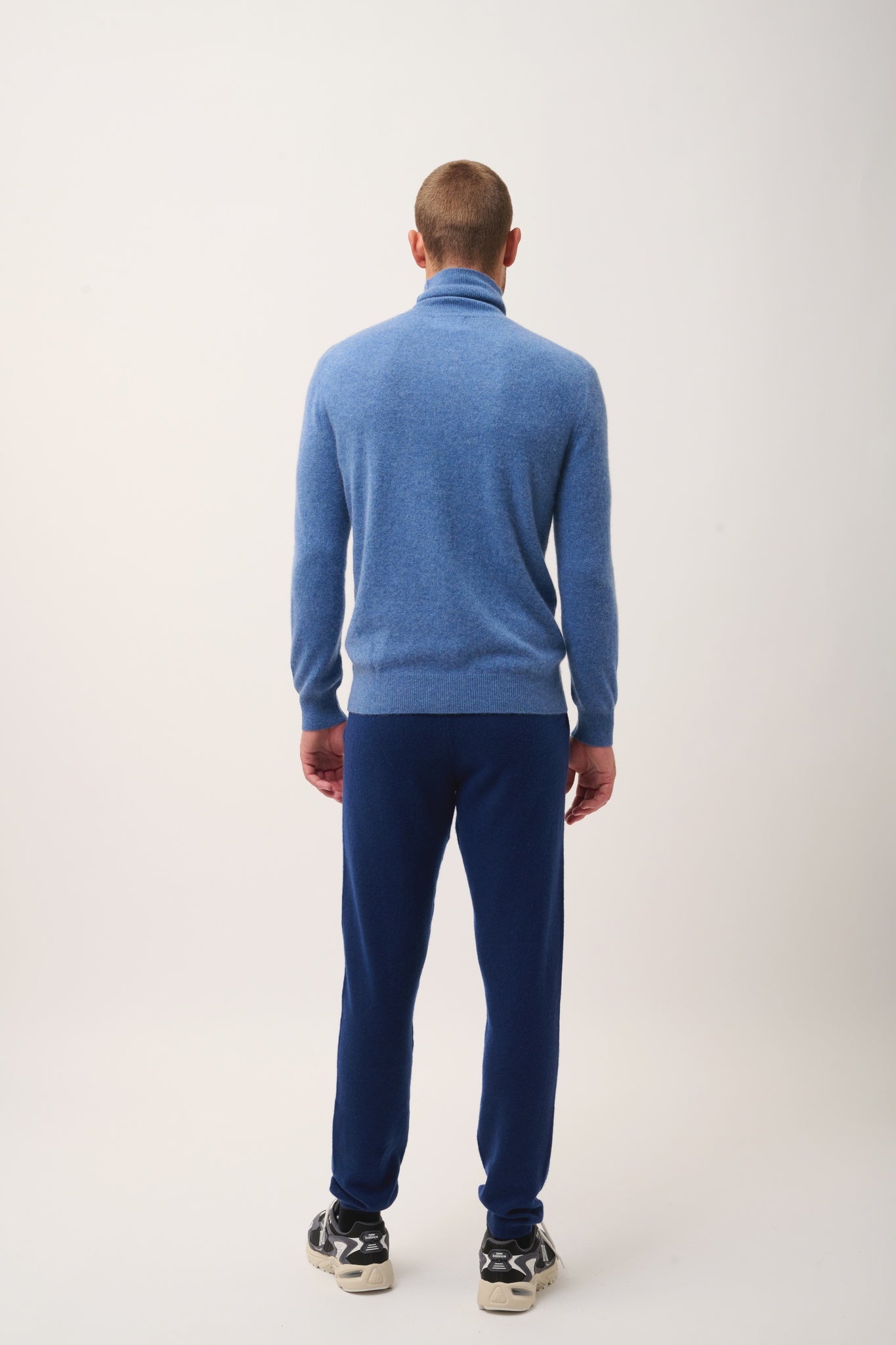 CONNOR pull col roulé bleu denim