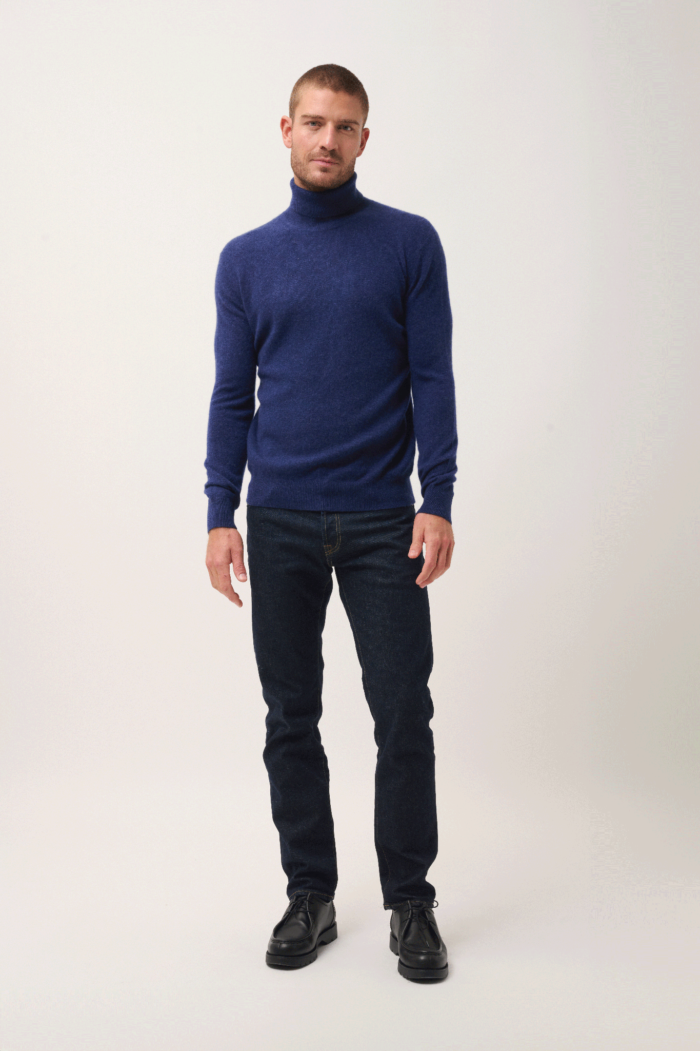 CONNOR pull col roulé bleu nuit
