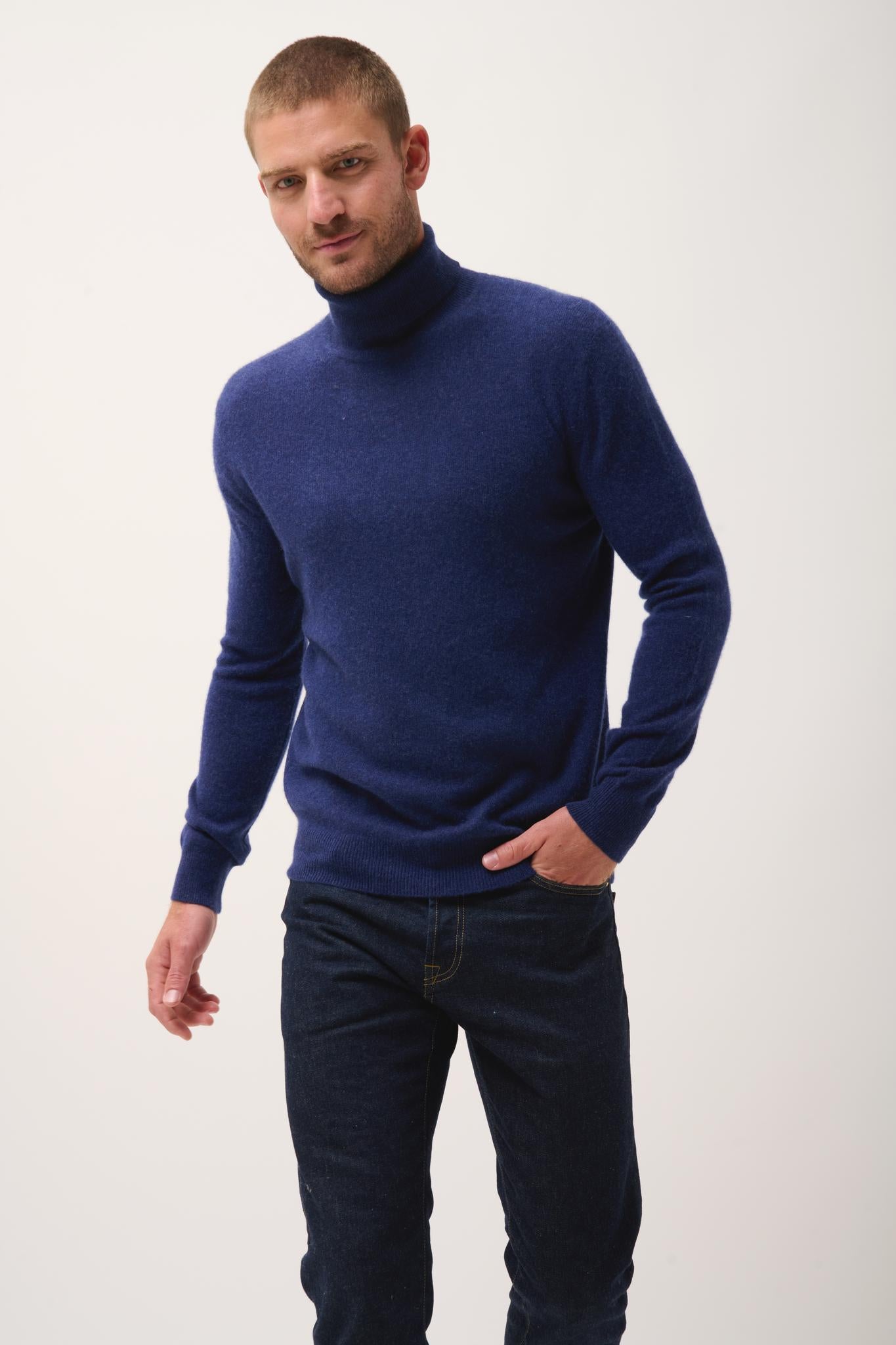 CONNOR pull col roulé bleu nuit