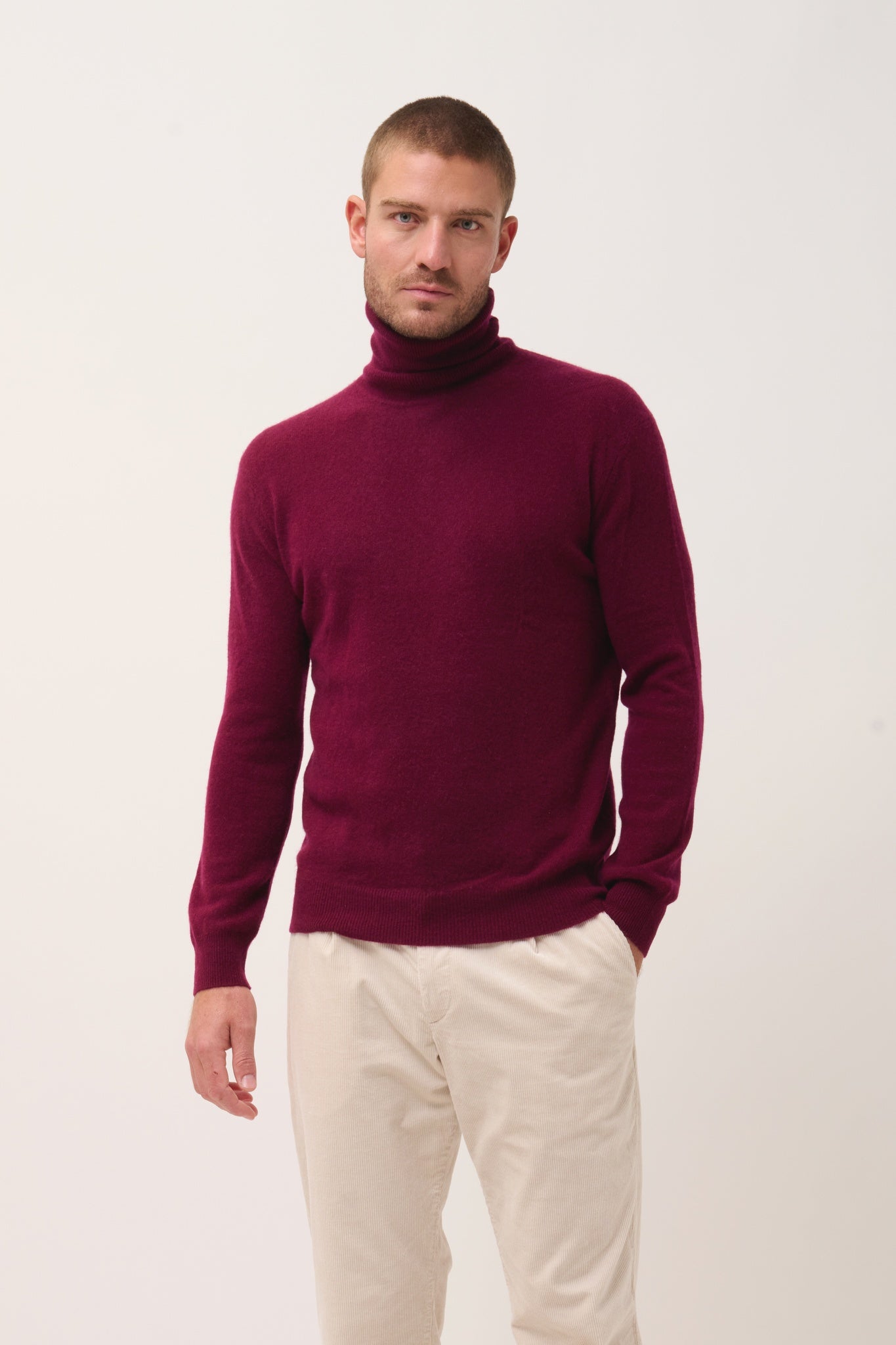 CONNOR pull col roulé bordeaux