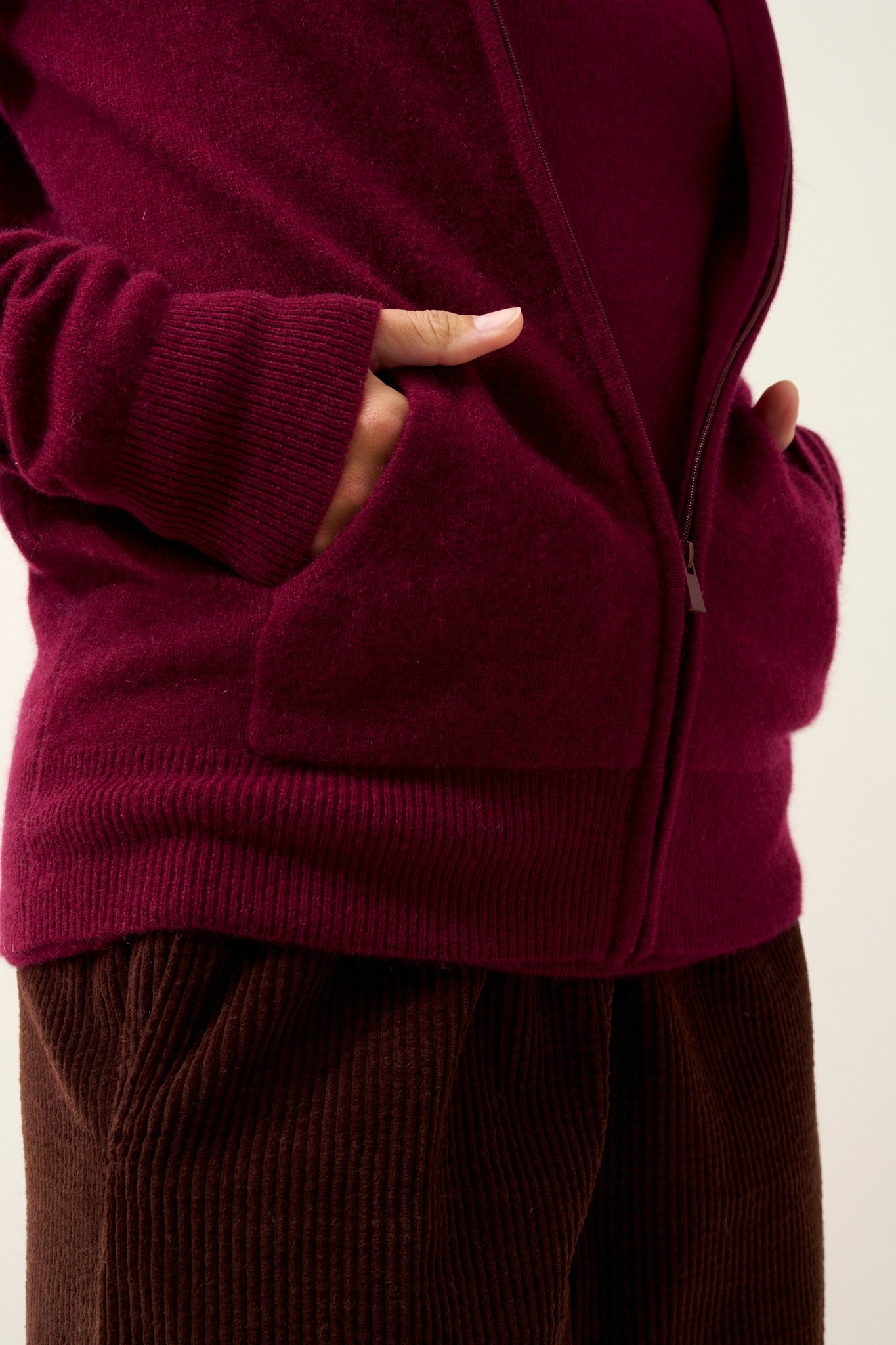 DEBBIE gilet col zippé capuche bordeaux