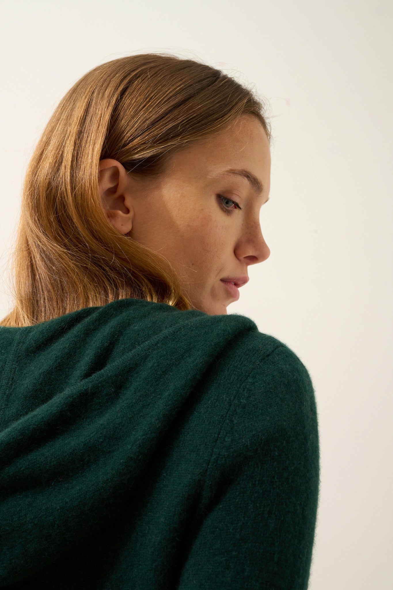 DEBBIE gilet col zippé capuche cyprès