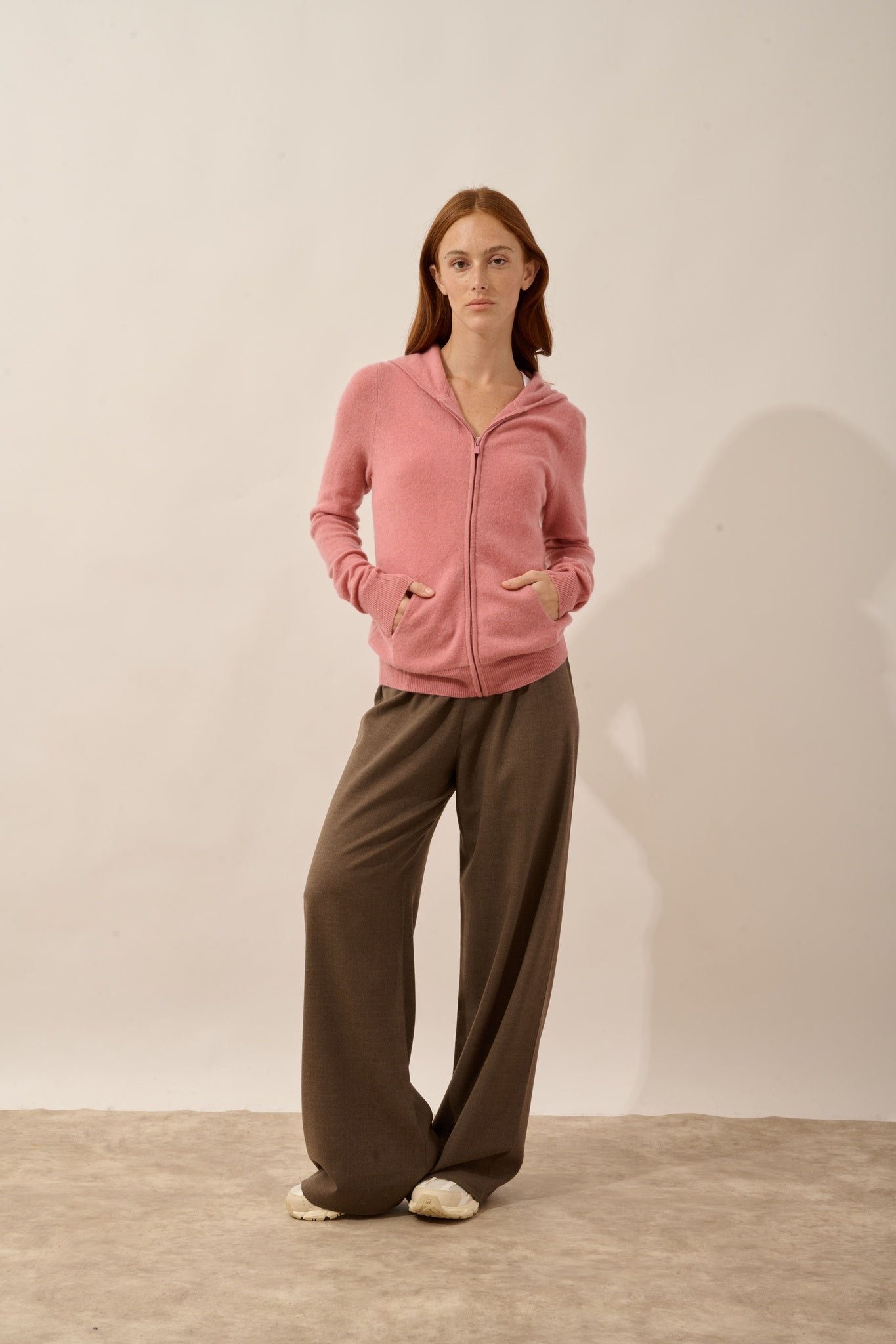 DEBBIE gilet col zippé capuche pétale