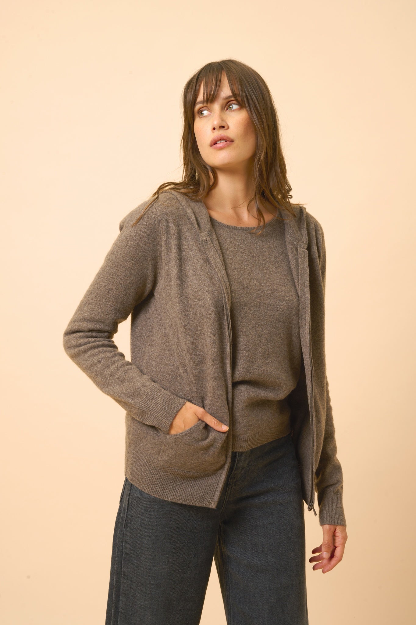 DEBBIE gilet col zippé capuche taupe chiné