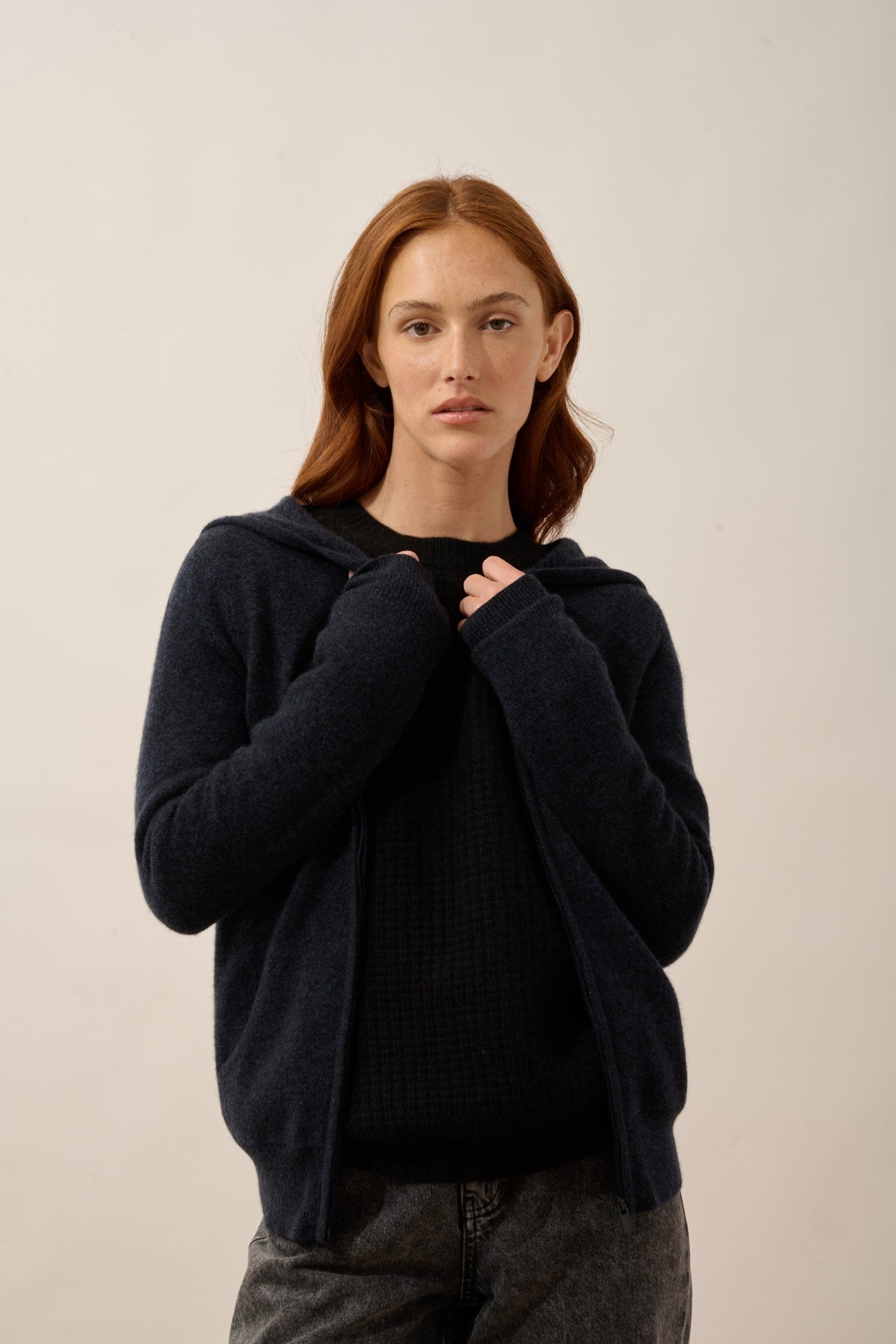 debbie gilet zippé capuche caviar