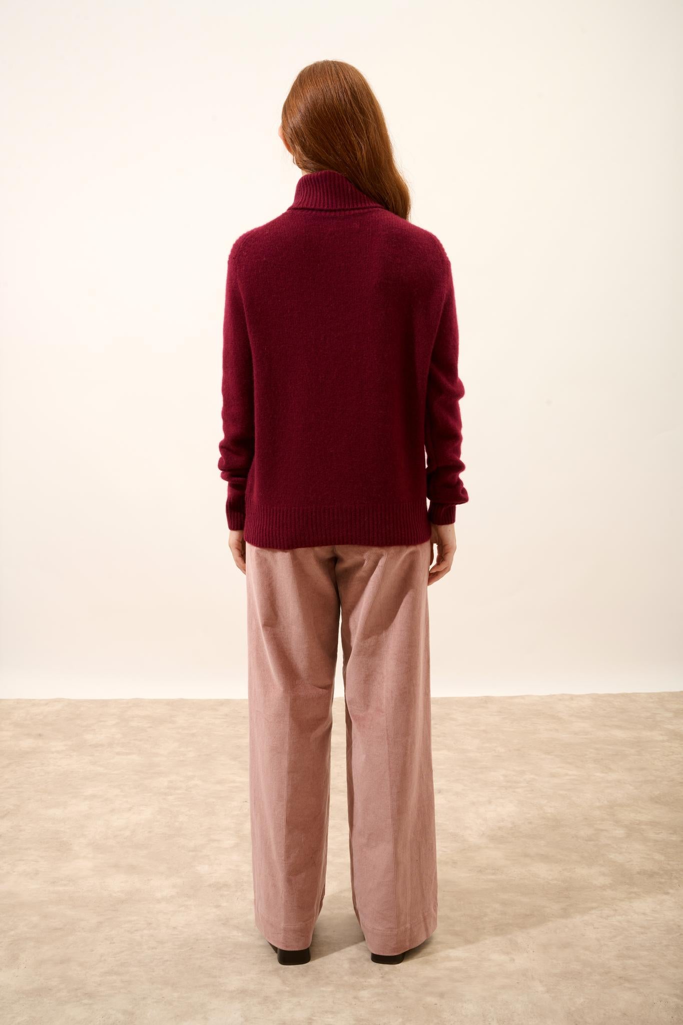 DOLMA burgundy turtleneck sweater