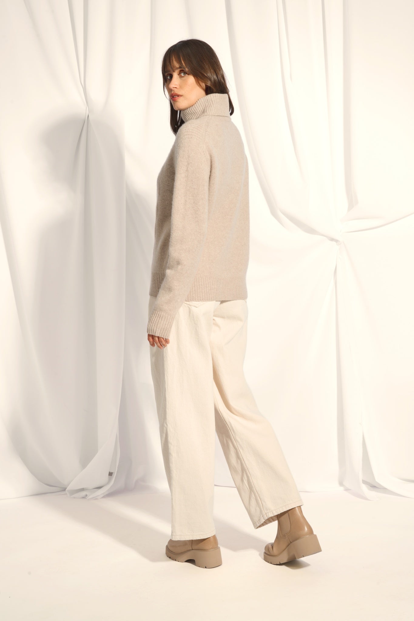 DOLMA pull col roulé camel chiné