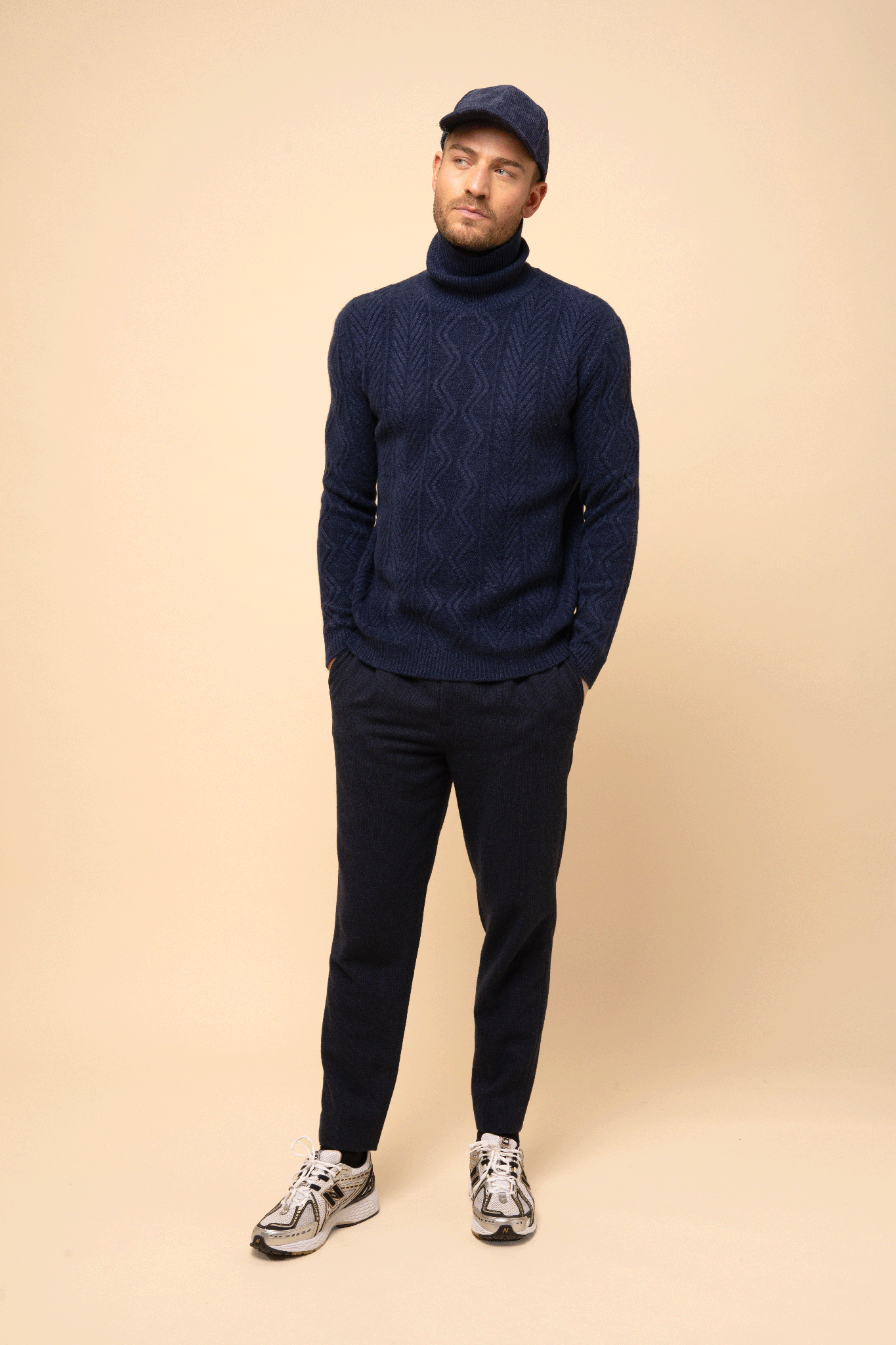 DORJE pull col roulé bleu nuit chiné