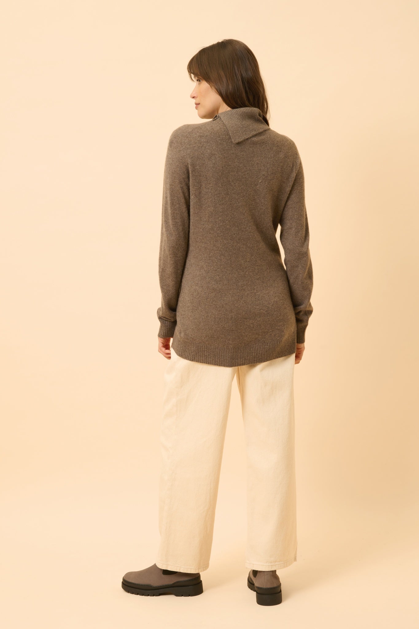 DUNDEE taupe mottled turtleneck sweater