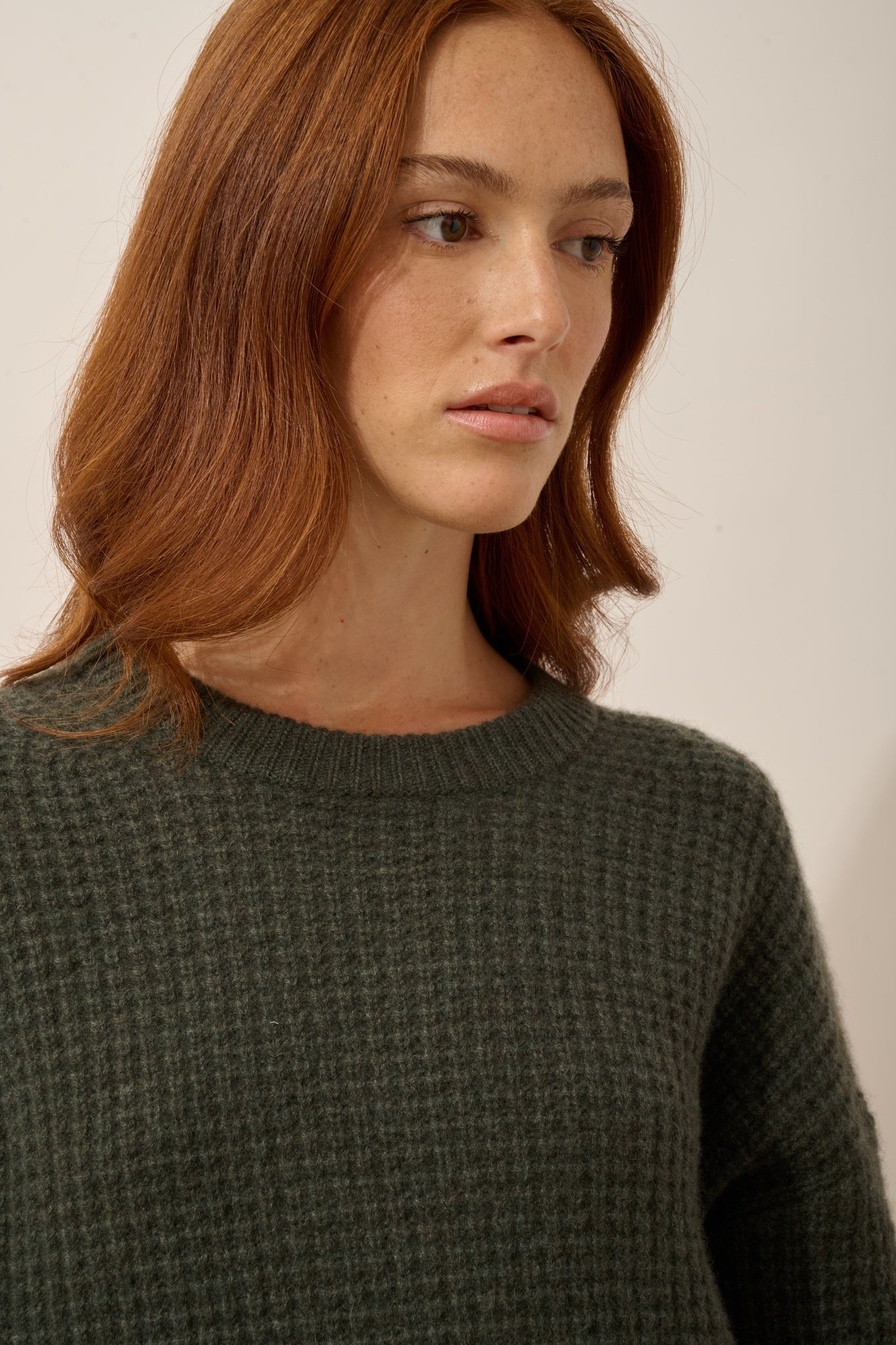 ELENA round neck dress, 6-ply khaki heather