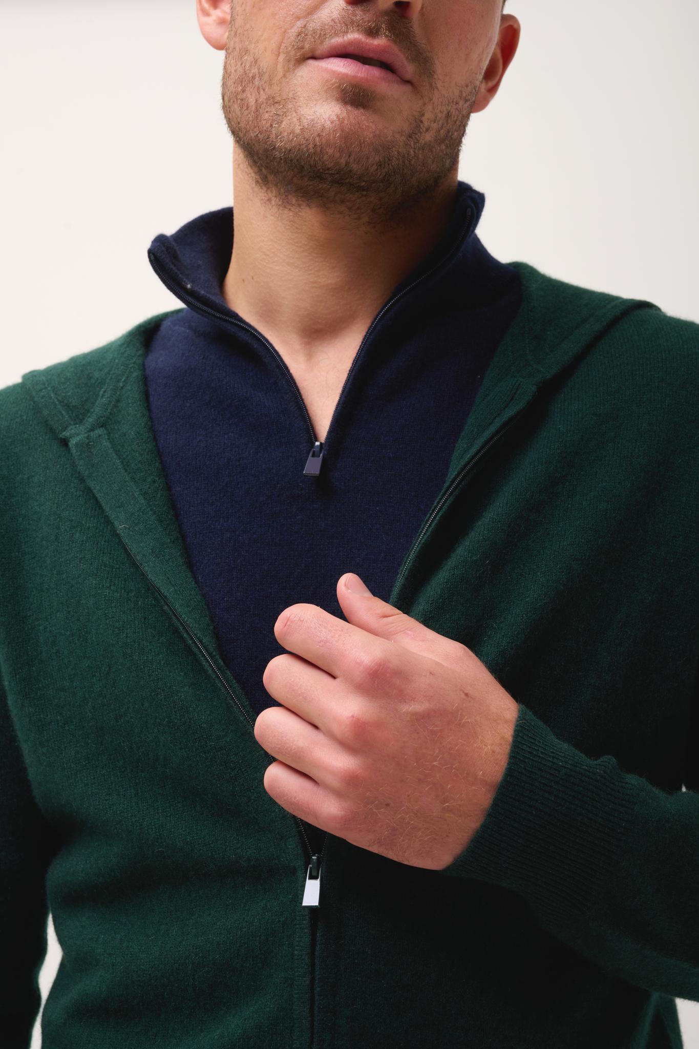 ELLIOT gilet col zippé capuche cyprès