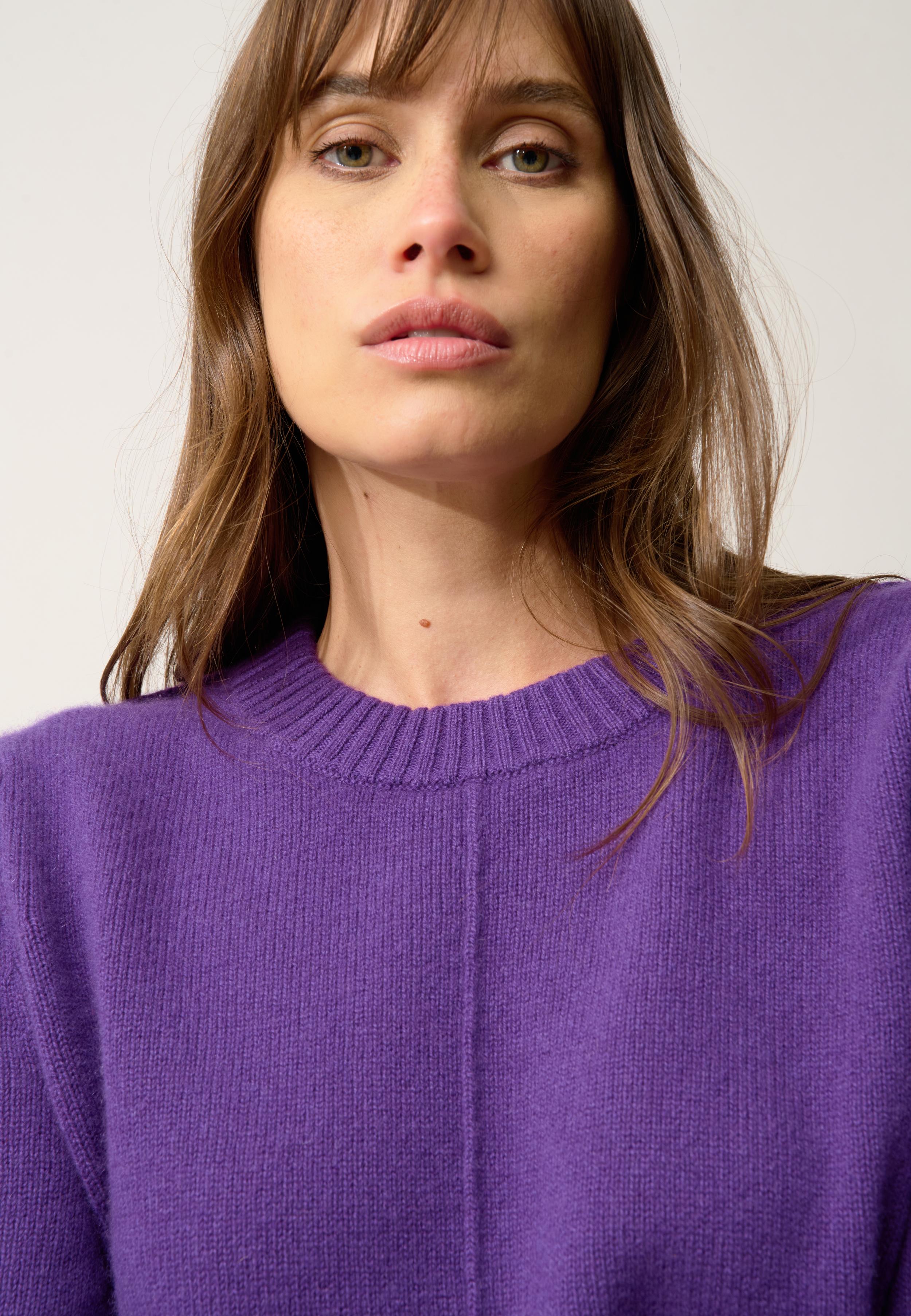 EMMA pull col rond violette