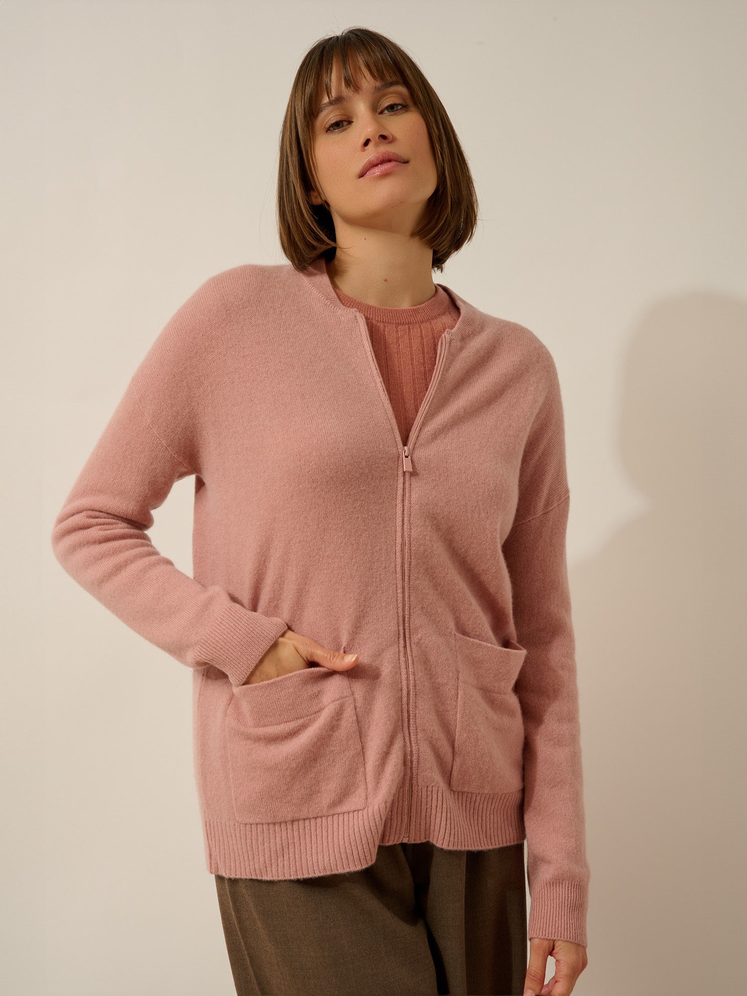 ervie rosewood mao collar vest