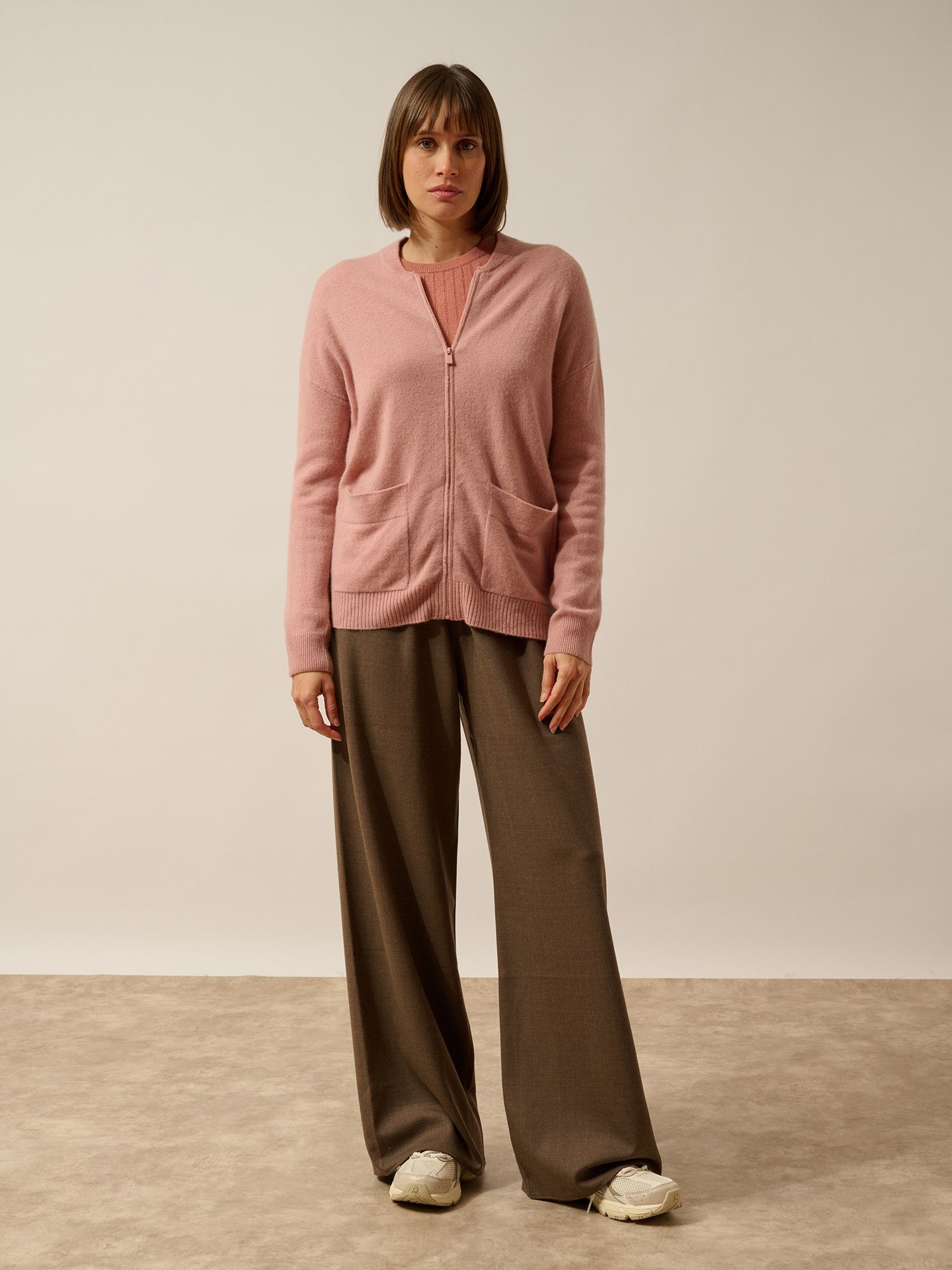 ervie rosewood mao collar vest