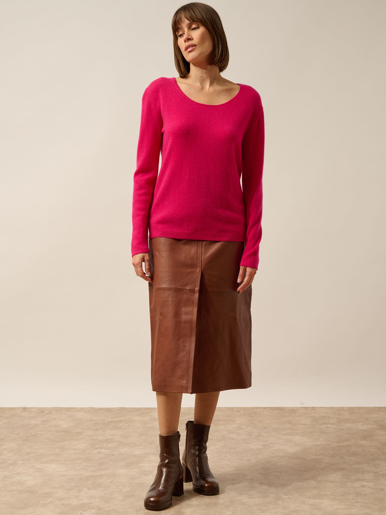 FIONA fuchsia boat neck sweater