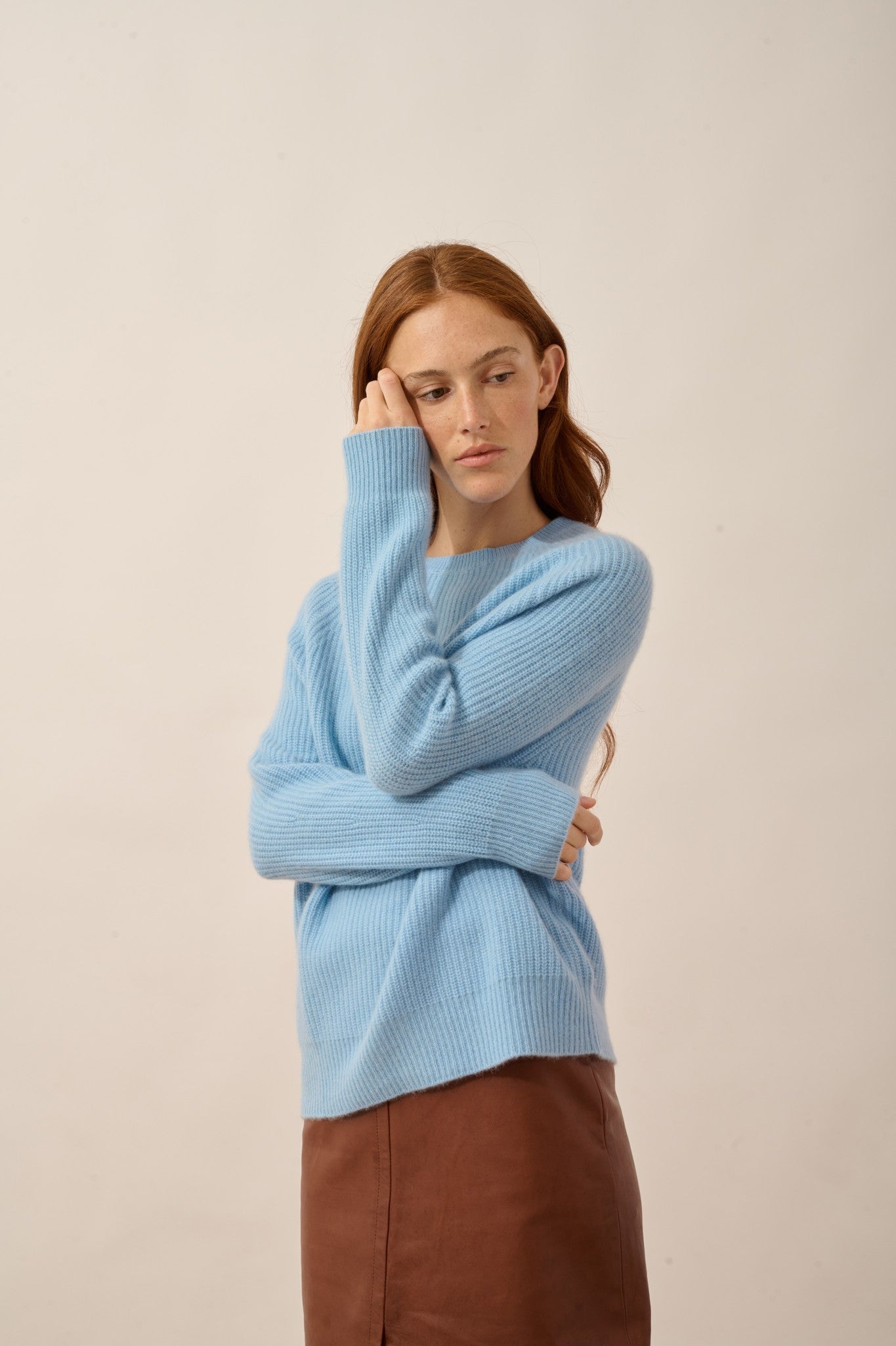 frio pull col rond 4 fils bleu inca