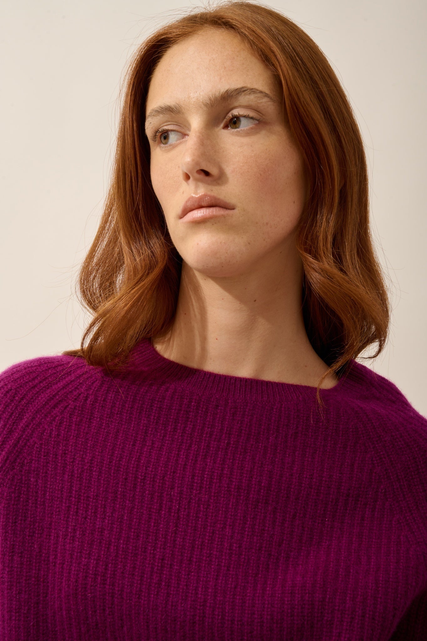 FRIO pull col rond 4 fils prune