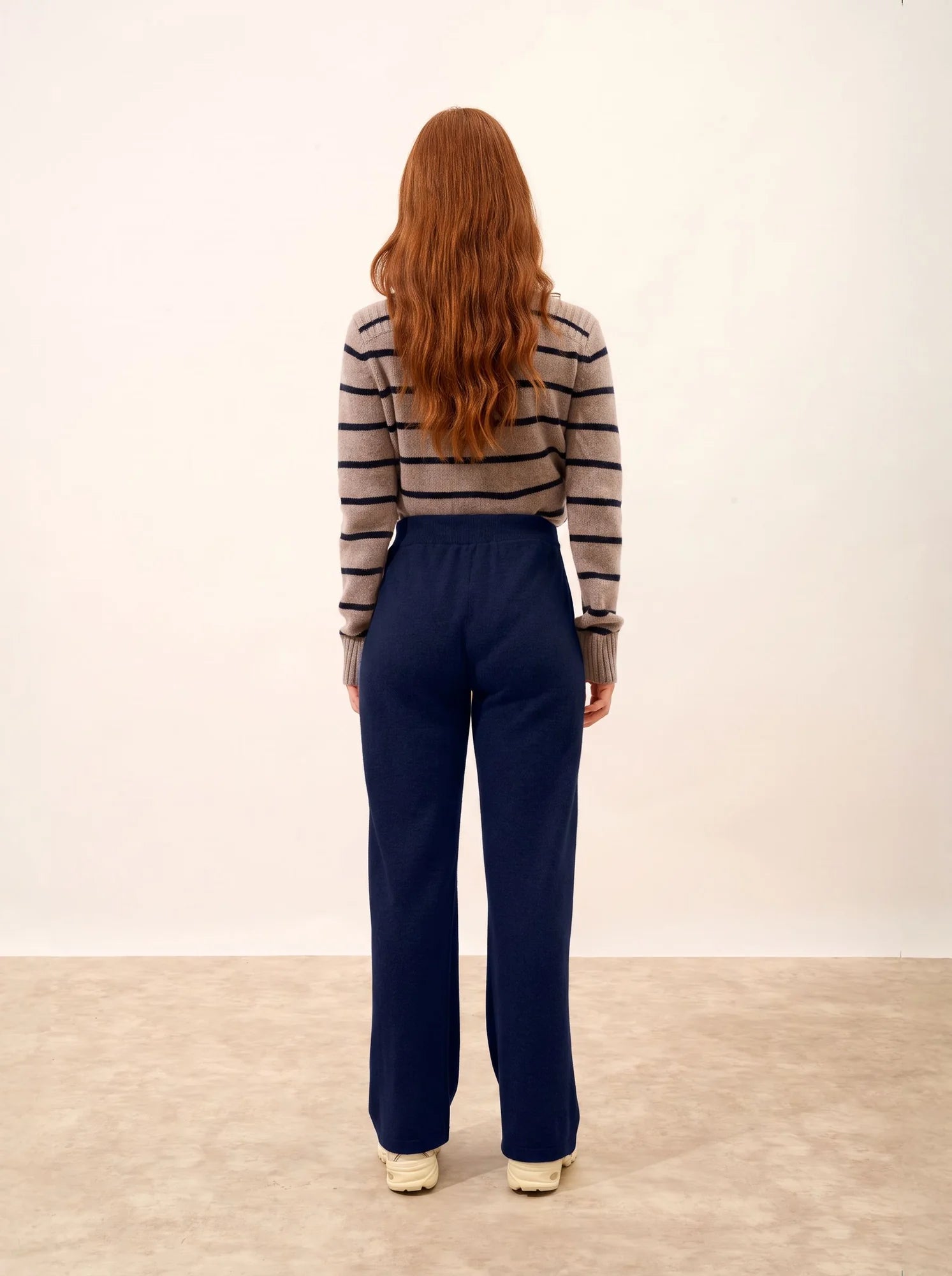 DAPHNE Pantalon Large Bleu Marine
