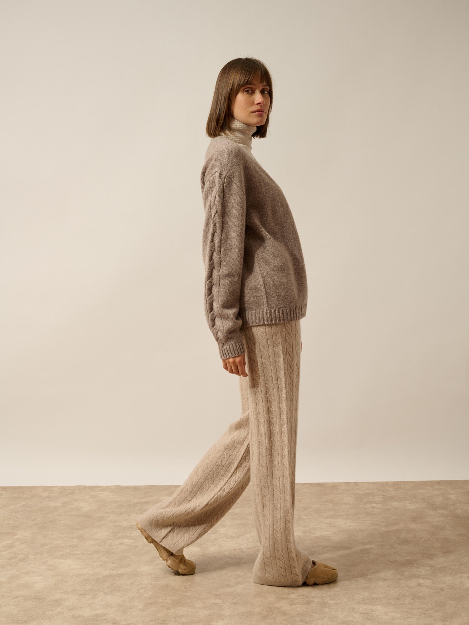 Genevieve V-neck cardigan, 6-ply heathered caribou