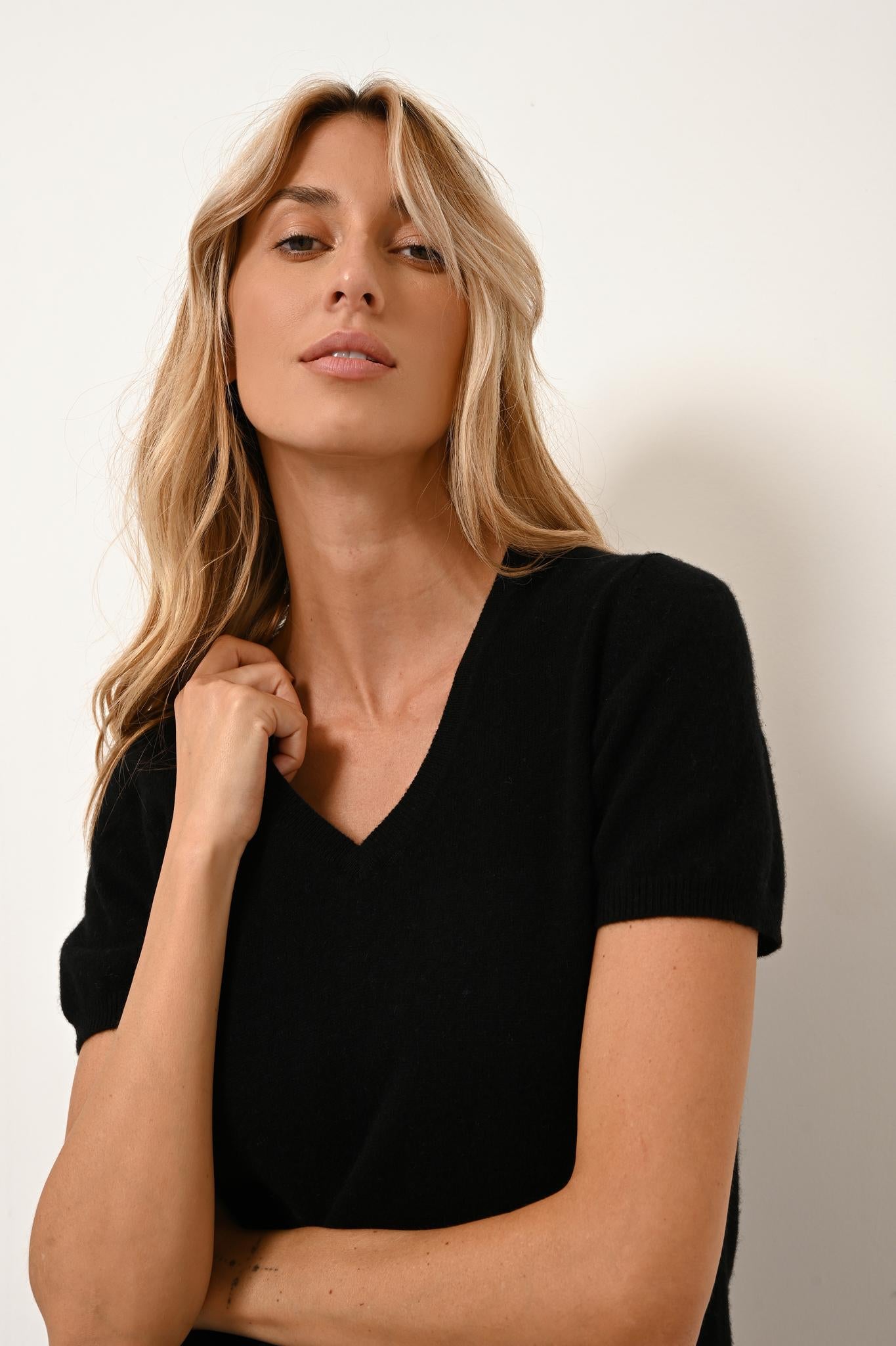 GLAMIS t-shirt col v noir