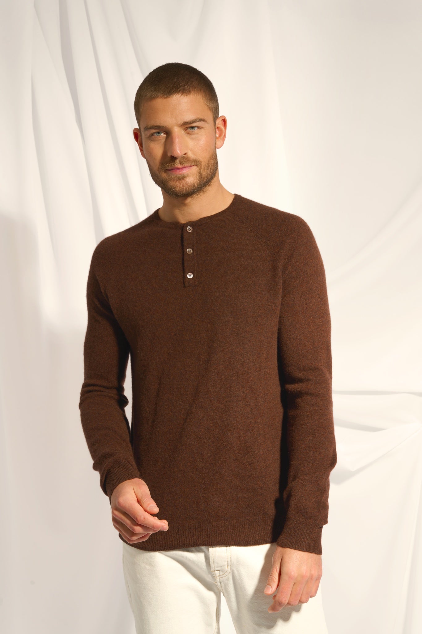 GUZMAN coffee turtleneck sweater