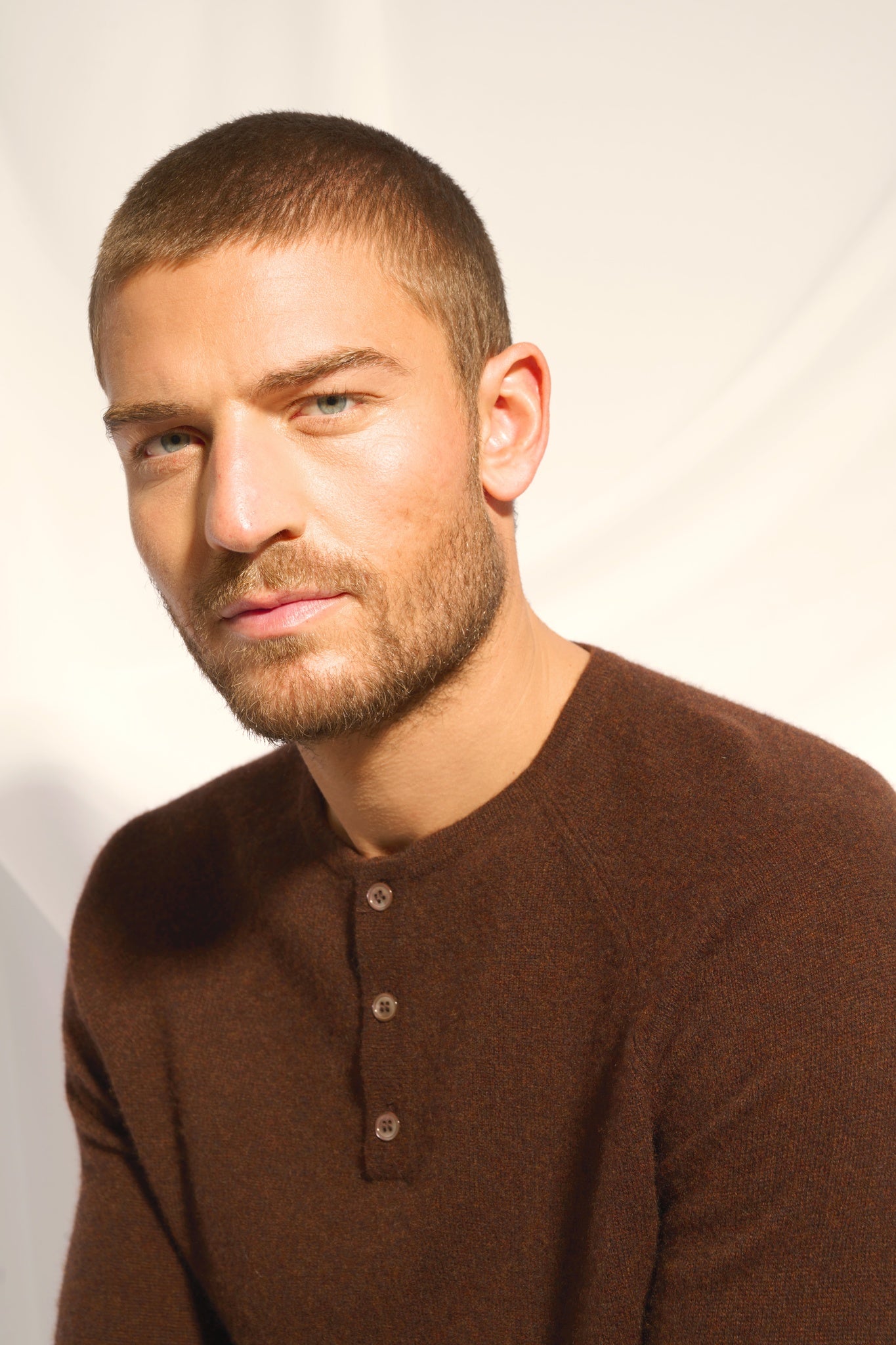 GUZMAN pull col tunisien café