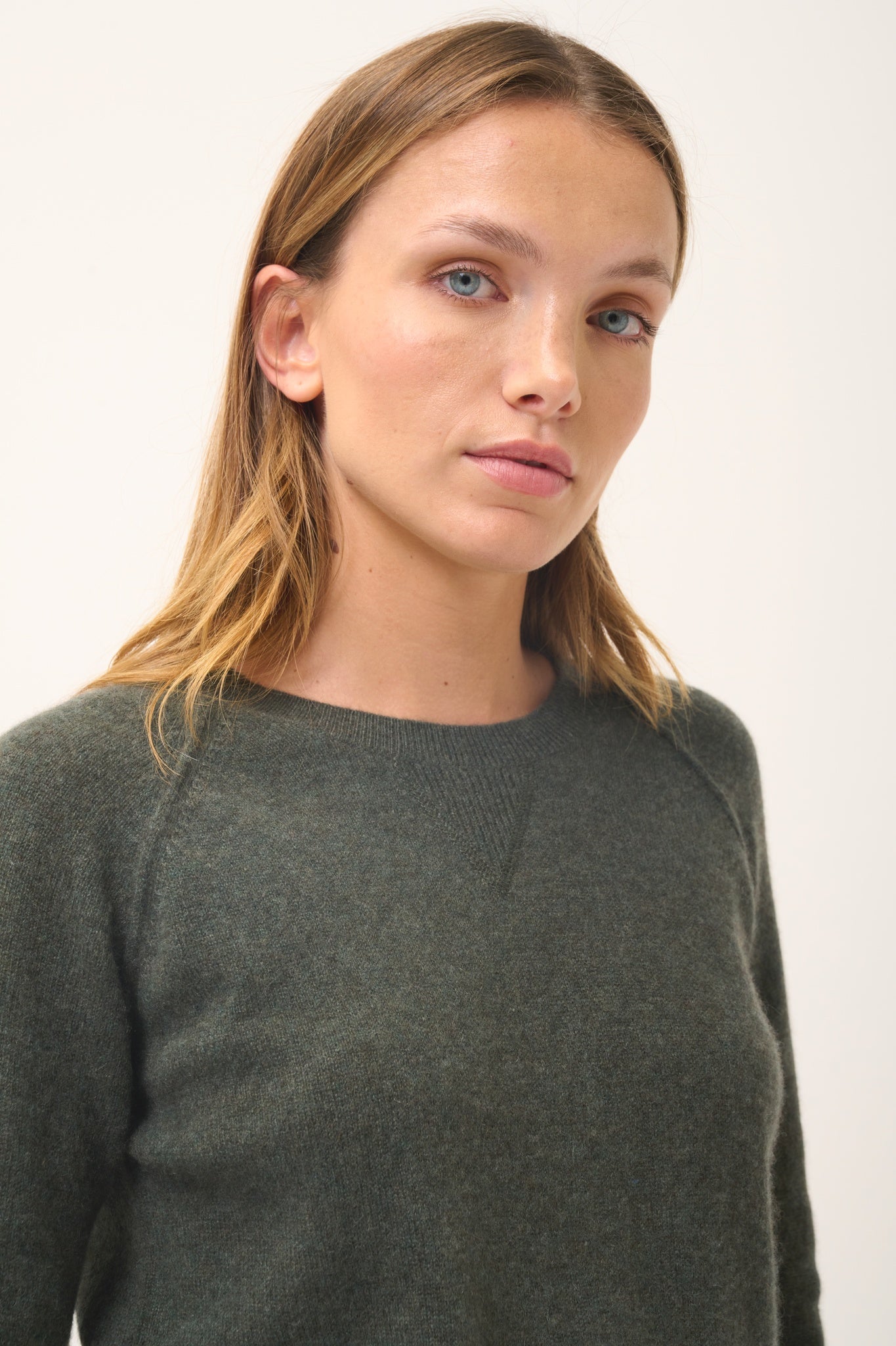 HELEN pull col rond kaki chiné