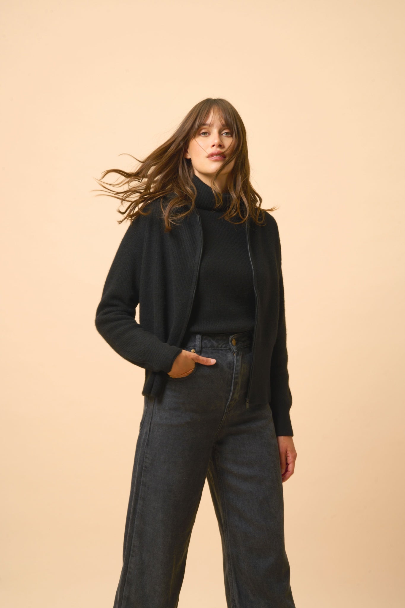 HELGA black hooded zip-neck vest