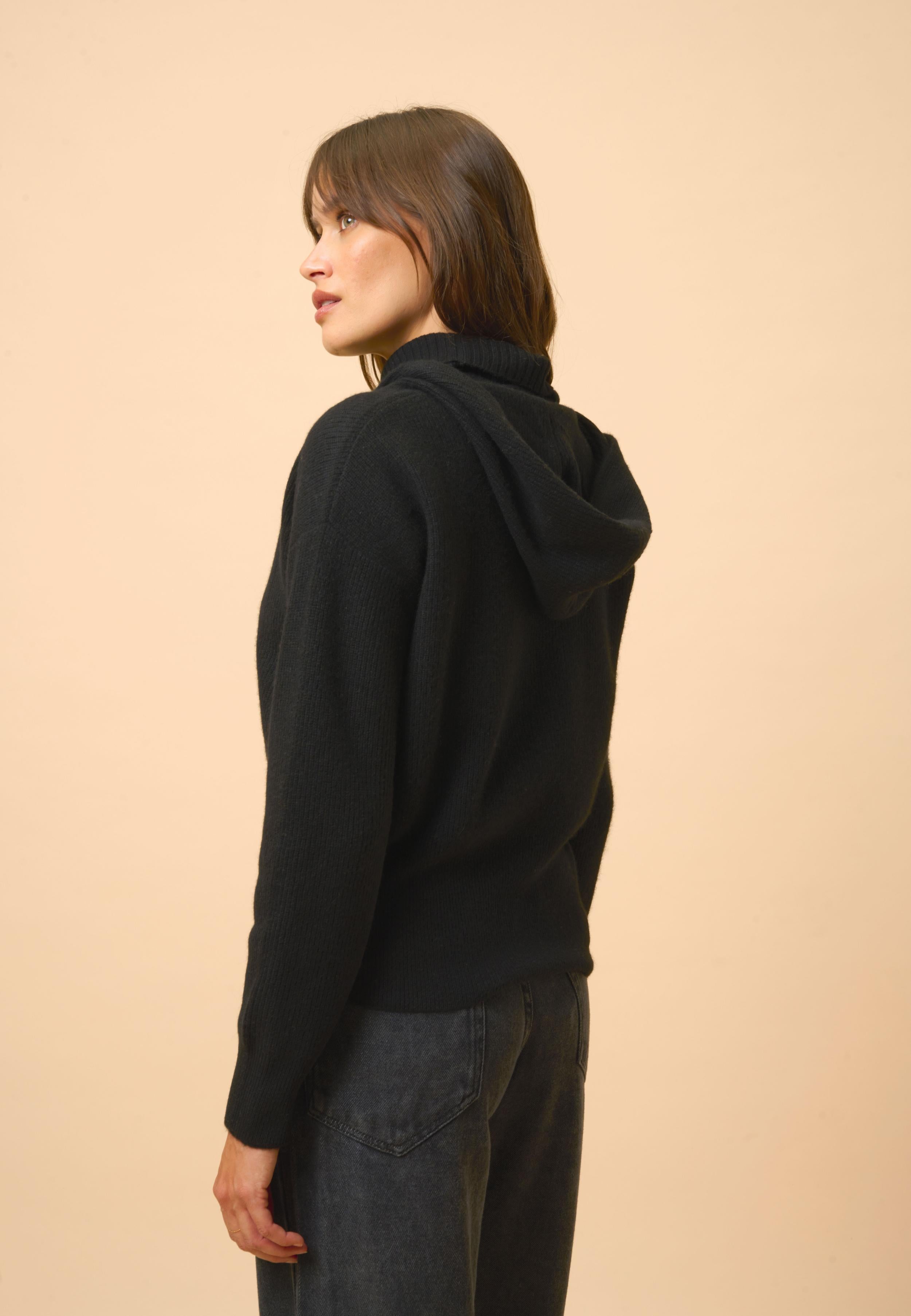 HELGA gilet col zippé capuche noir