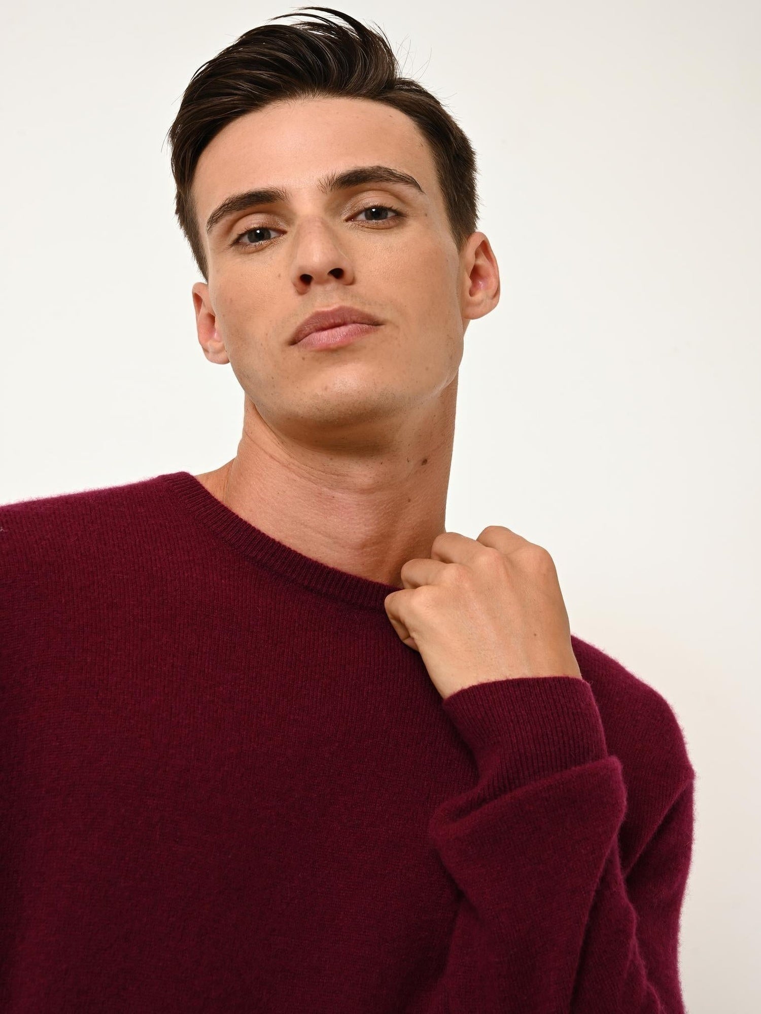 HOWARD pull col rond bordeaux