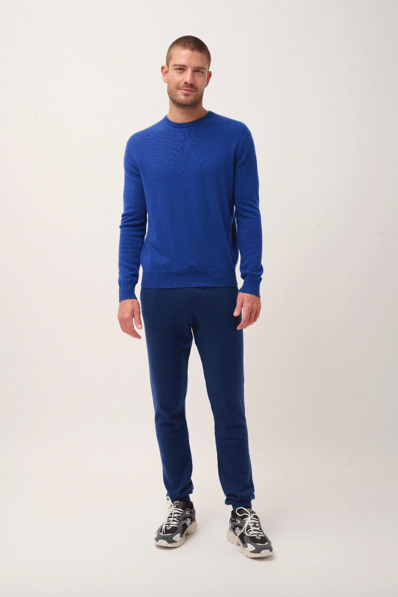 HOWARD pull col rond outremer