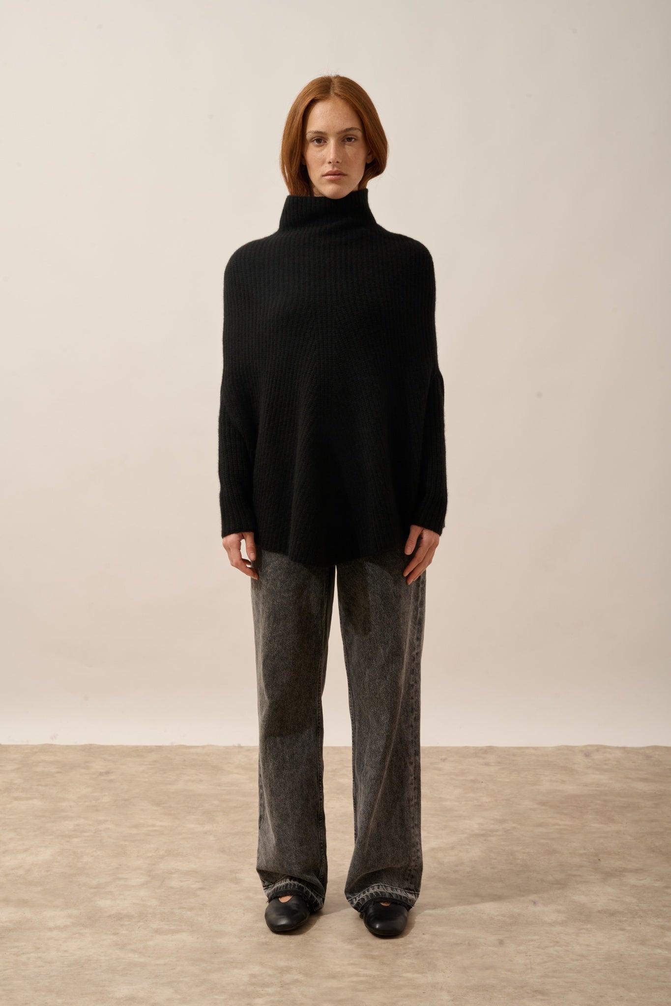 HUARAZ cape col montant 6 fils noir