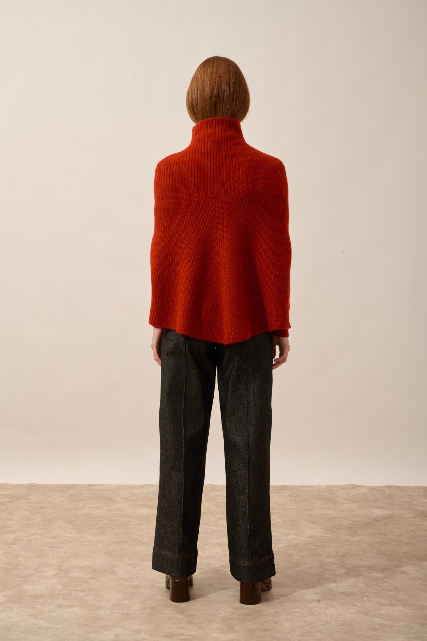 huaraz cape col montant 6 fils rubis