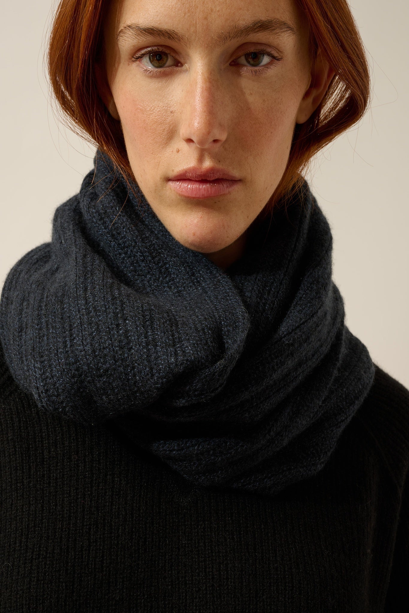 HUTTON tour de cou 4 fils caviar