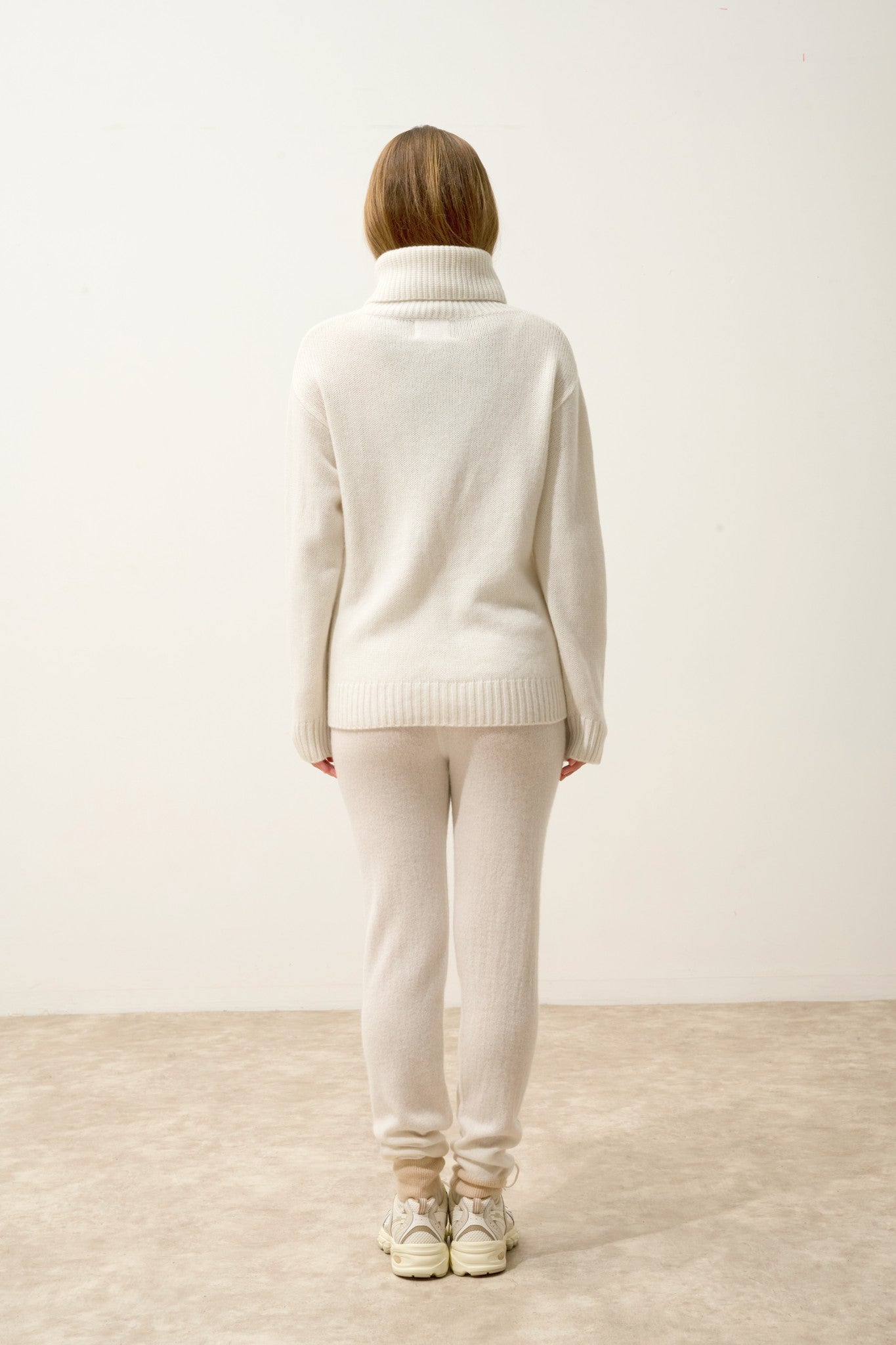 iseria pull col roulé 4 fils ivoire 100% cachemire