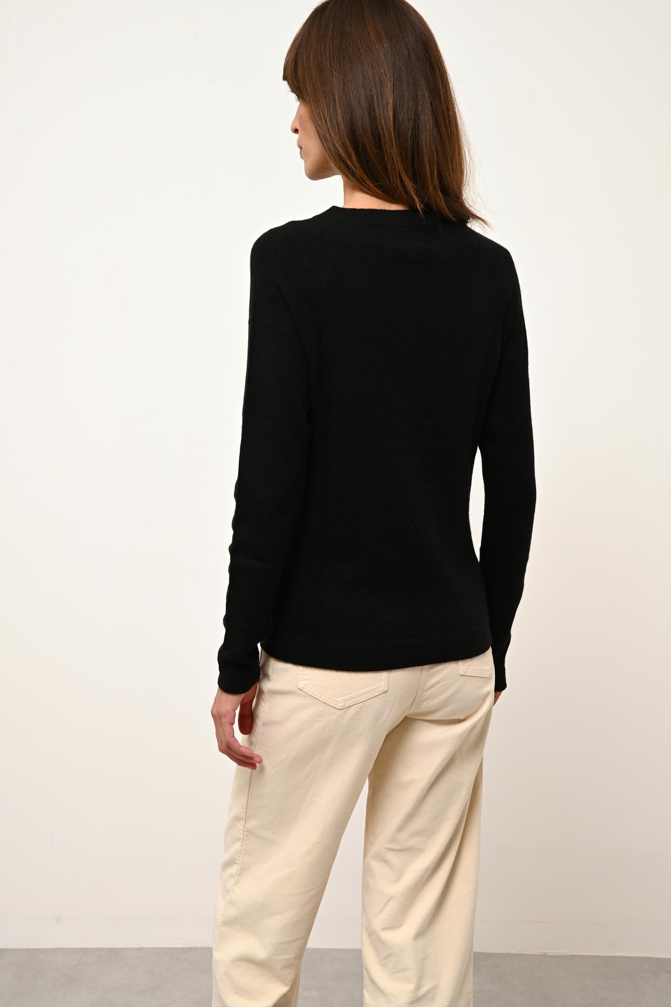 JANE pull col rond noir