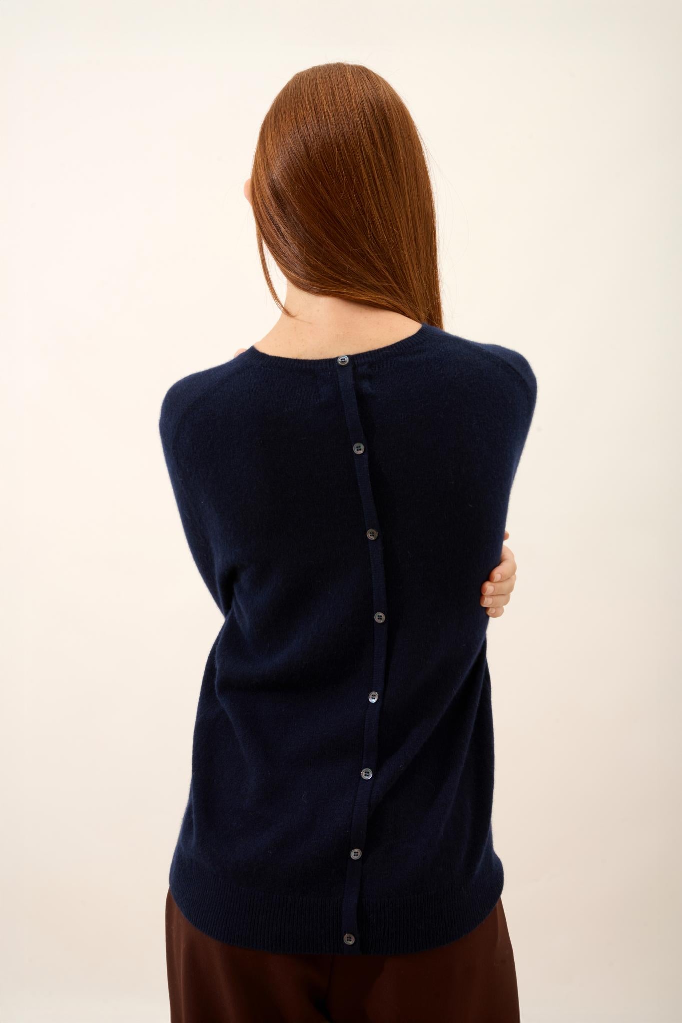 JANICE navy round-neck sweater