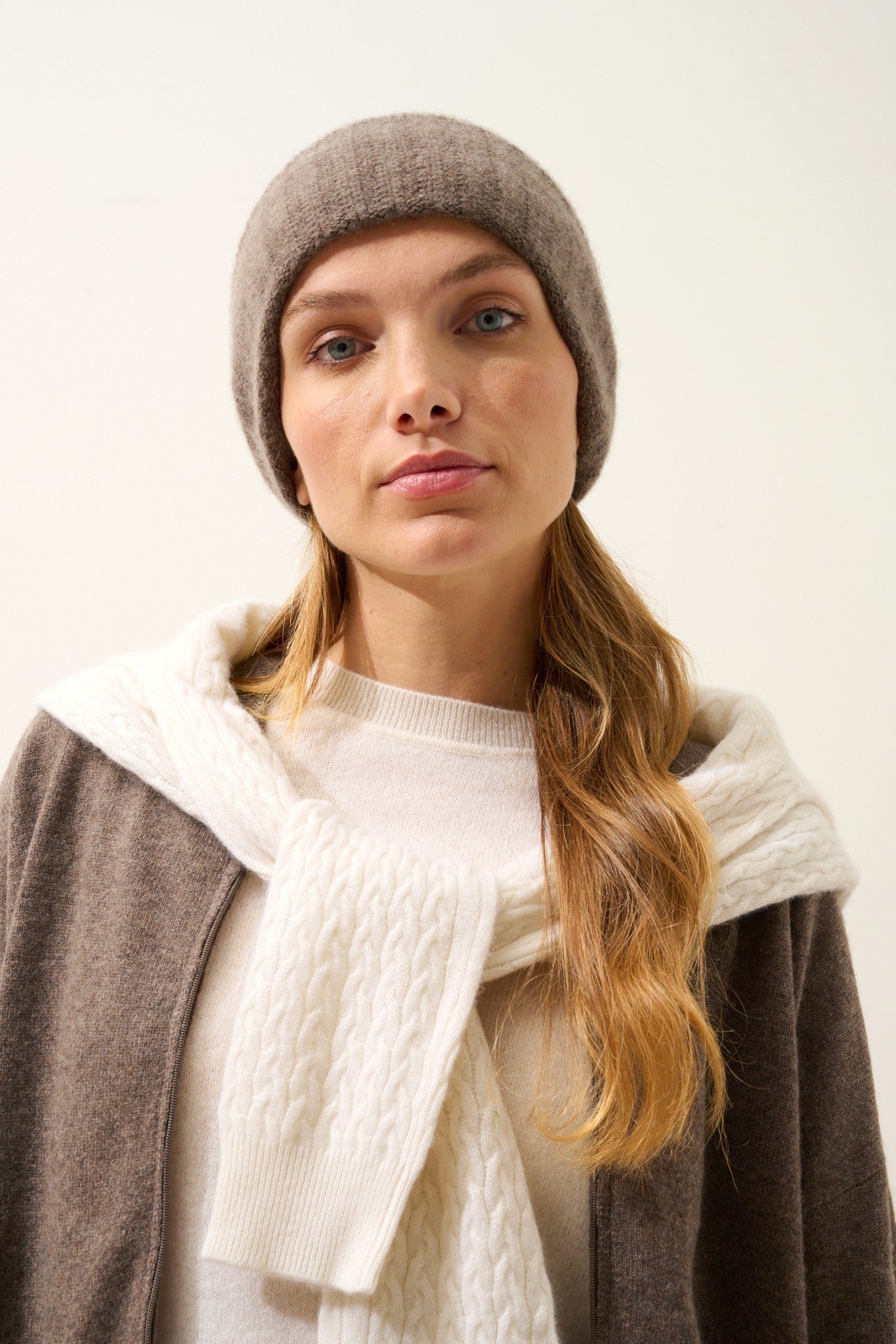 jin bonnet 6 fils taupe chiné 100% cachemire