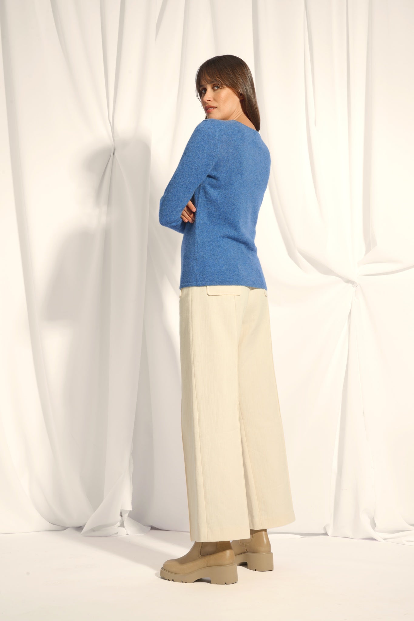 JOAN pull col v bleu denim