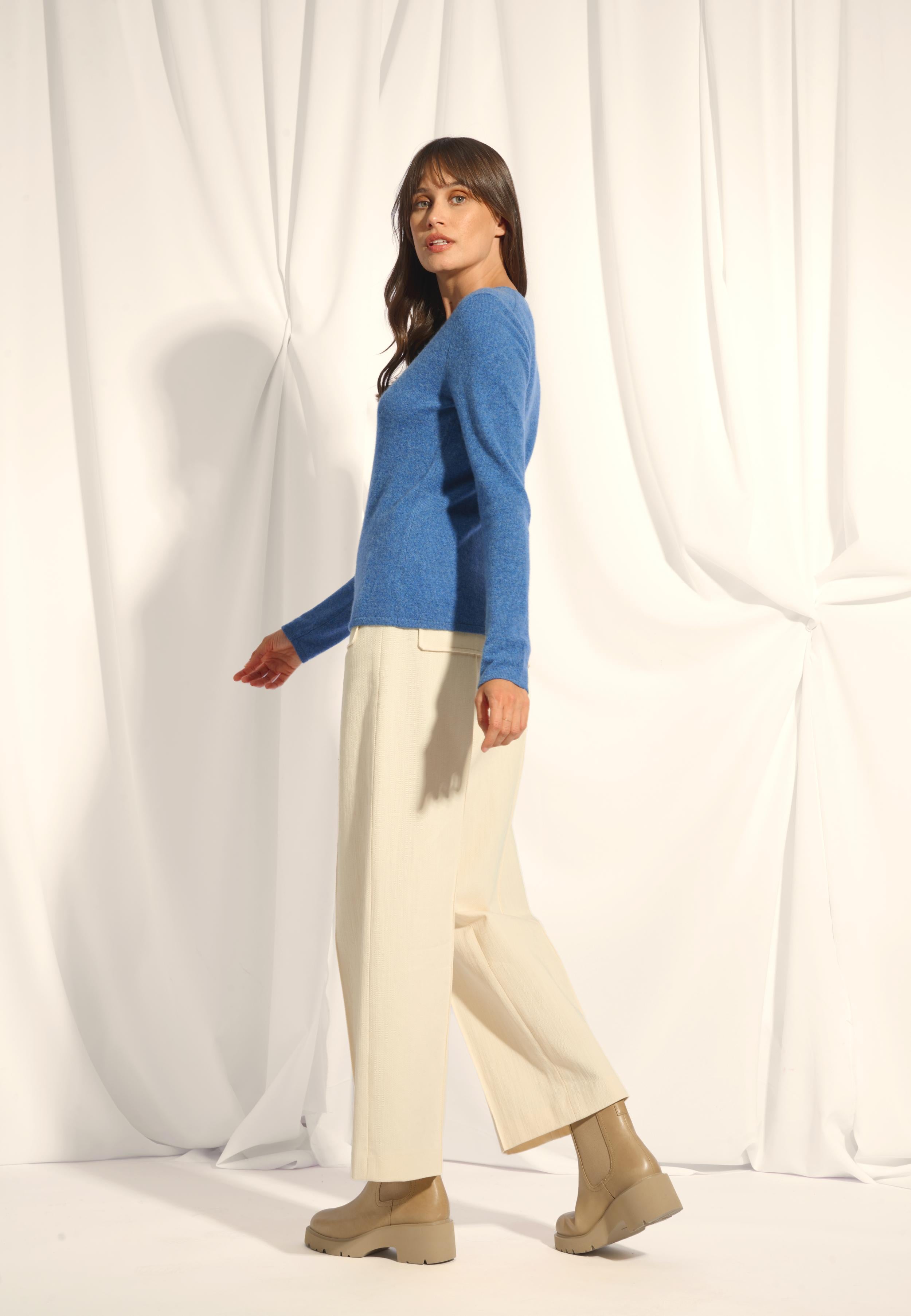 JOAN pull col v bleu denim