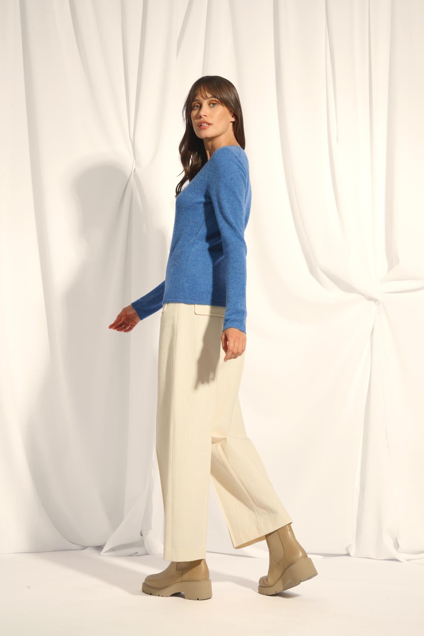 JOAN pull col v bleu denim