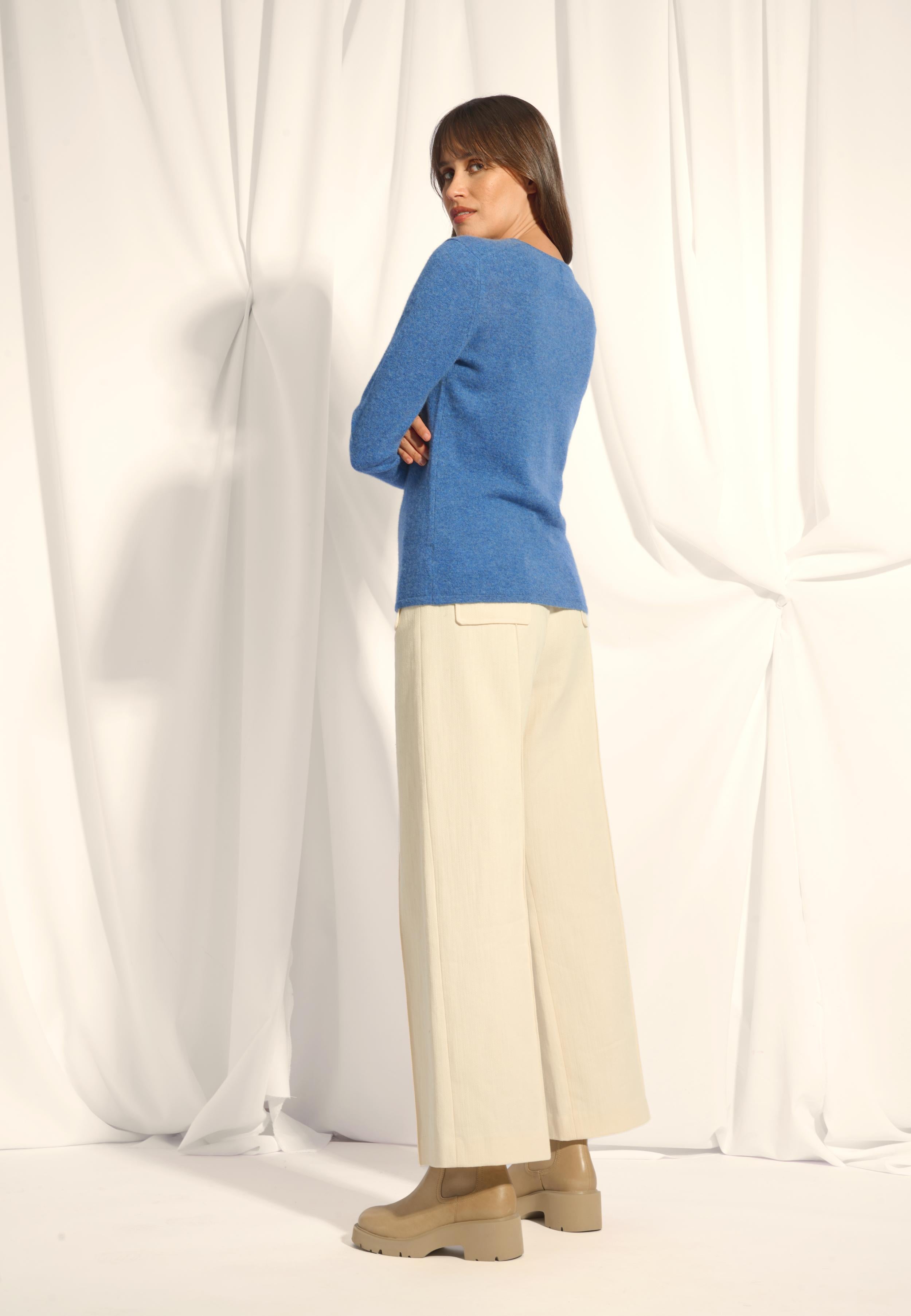 JOAN pull col v bleu denim