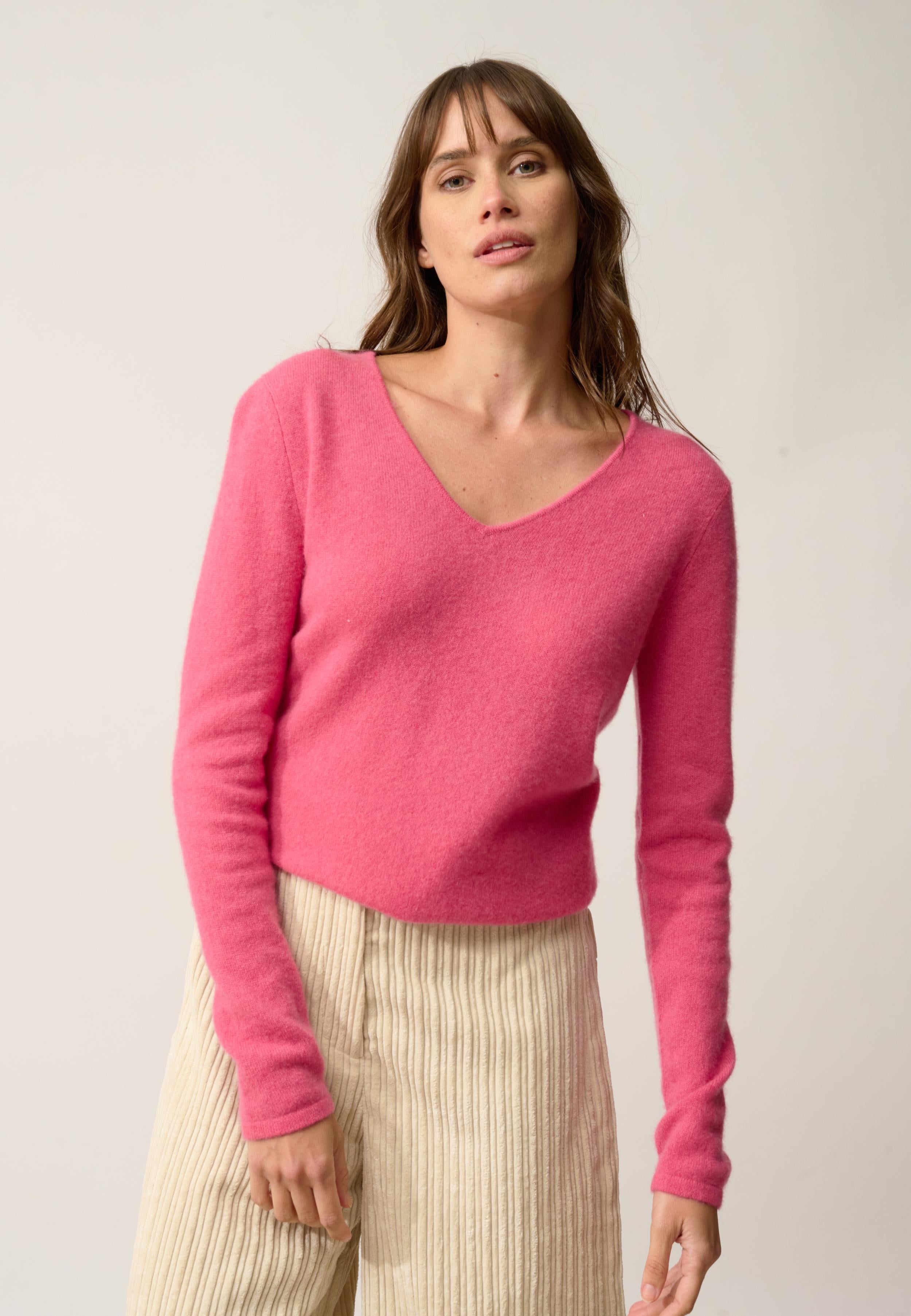 JOAN pull col v fraise