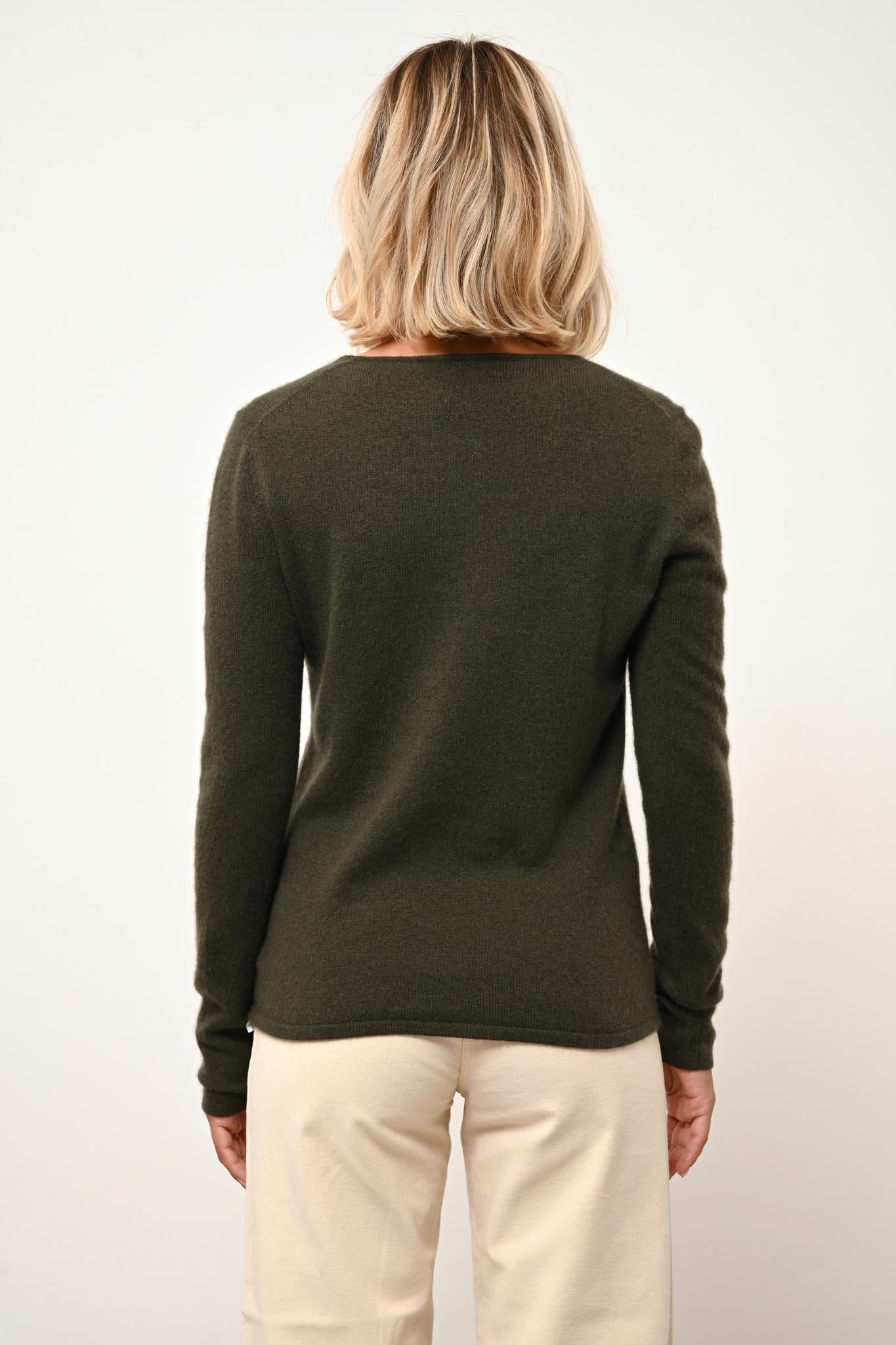 JOAN pull col v kaki