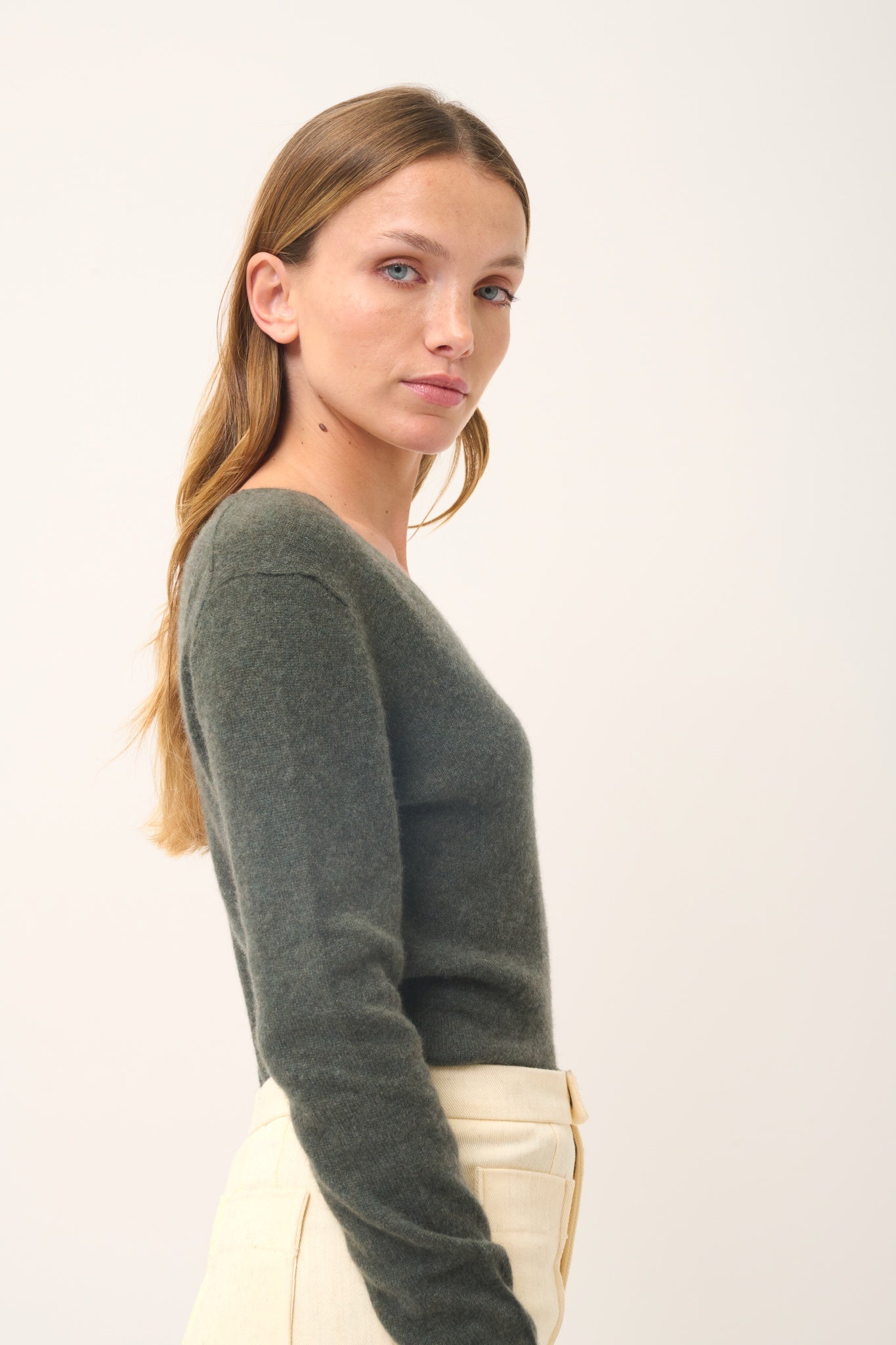 JOAN pull col v kaki chiné