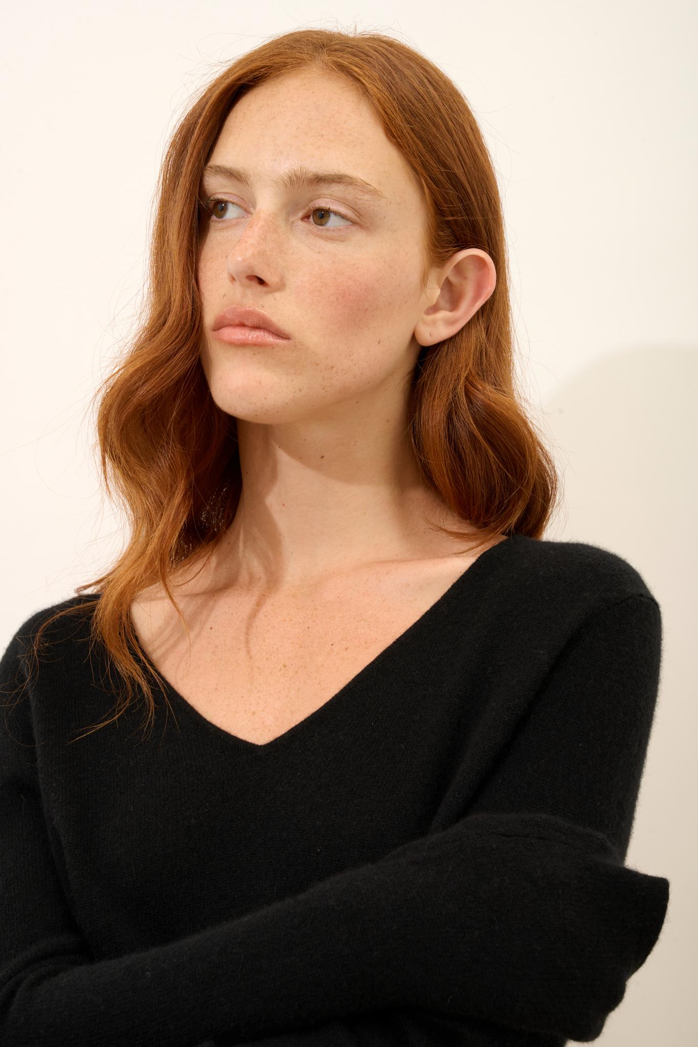 JOAN pull col v noir