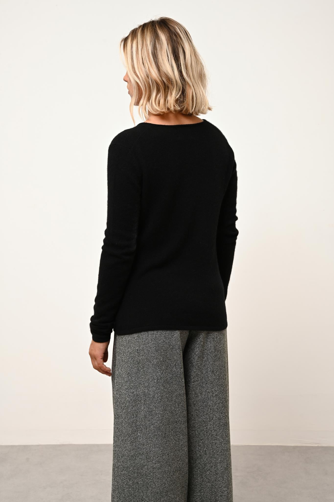 JOAN pull col v noir