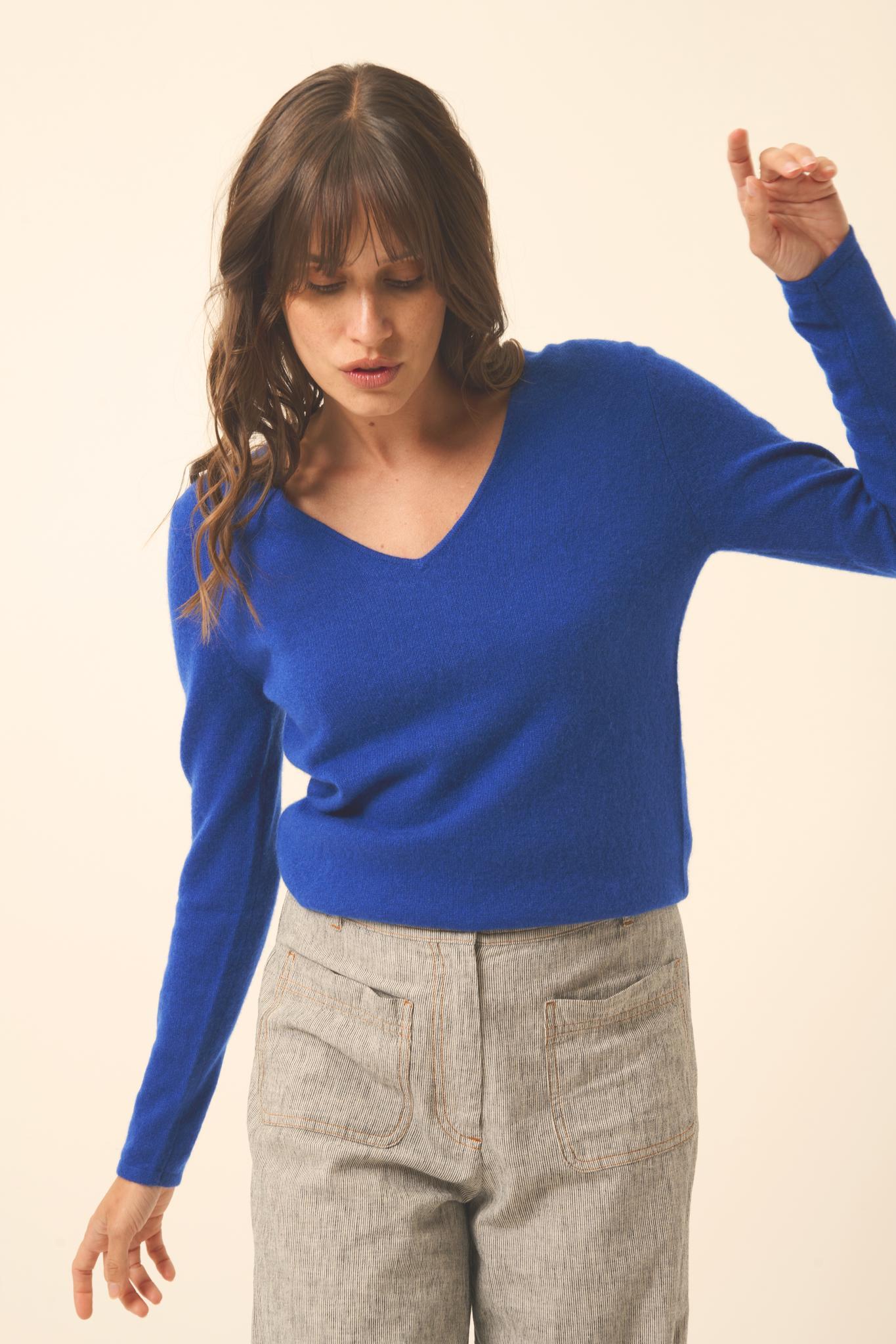 JOAN pull col v outremer