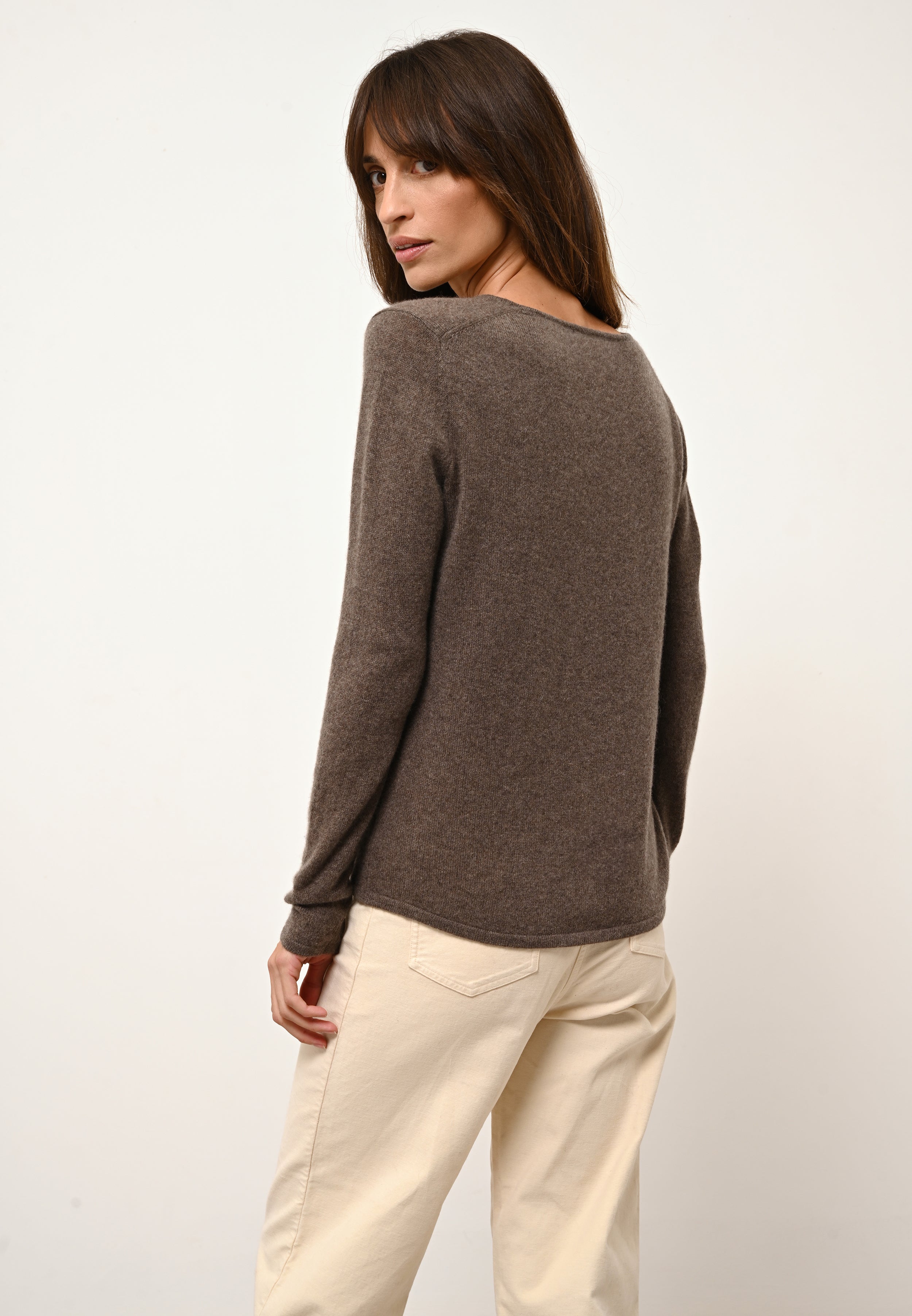 JOAN v-neck sweater in mottled taupe